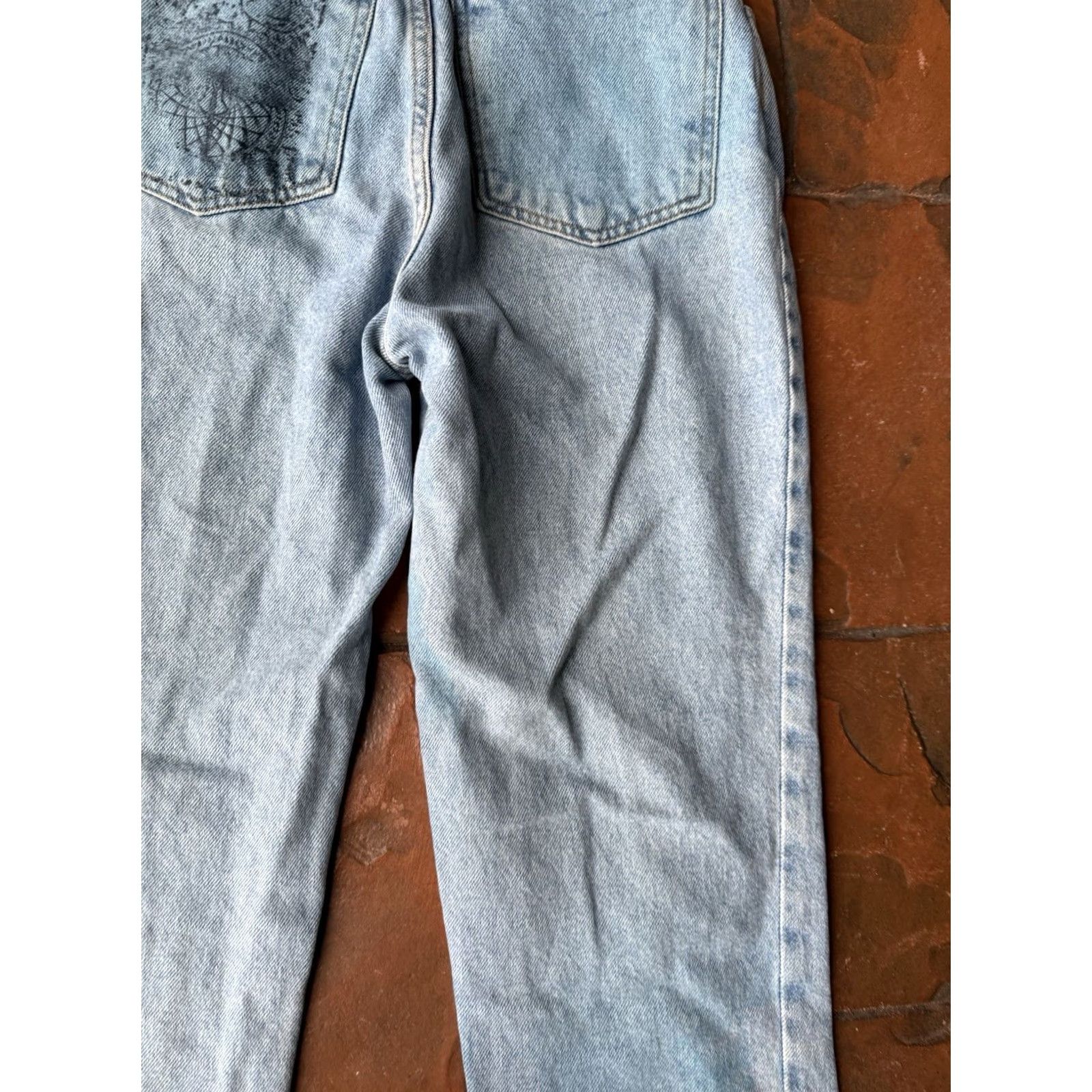 Vintage VINTAGE Bongo Jeans Distressed Graffiti 7/8 Denim Women’s Bootcut 28 in Waist Blue 33 in Inseam Size 28" / US 6 / IT 42 - 7 Thumbnail