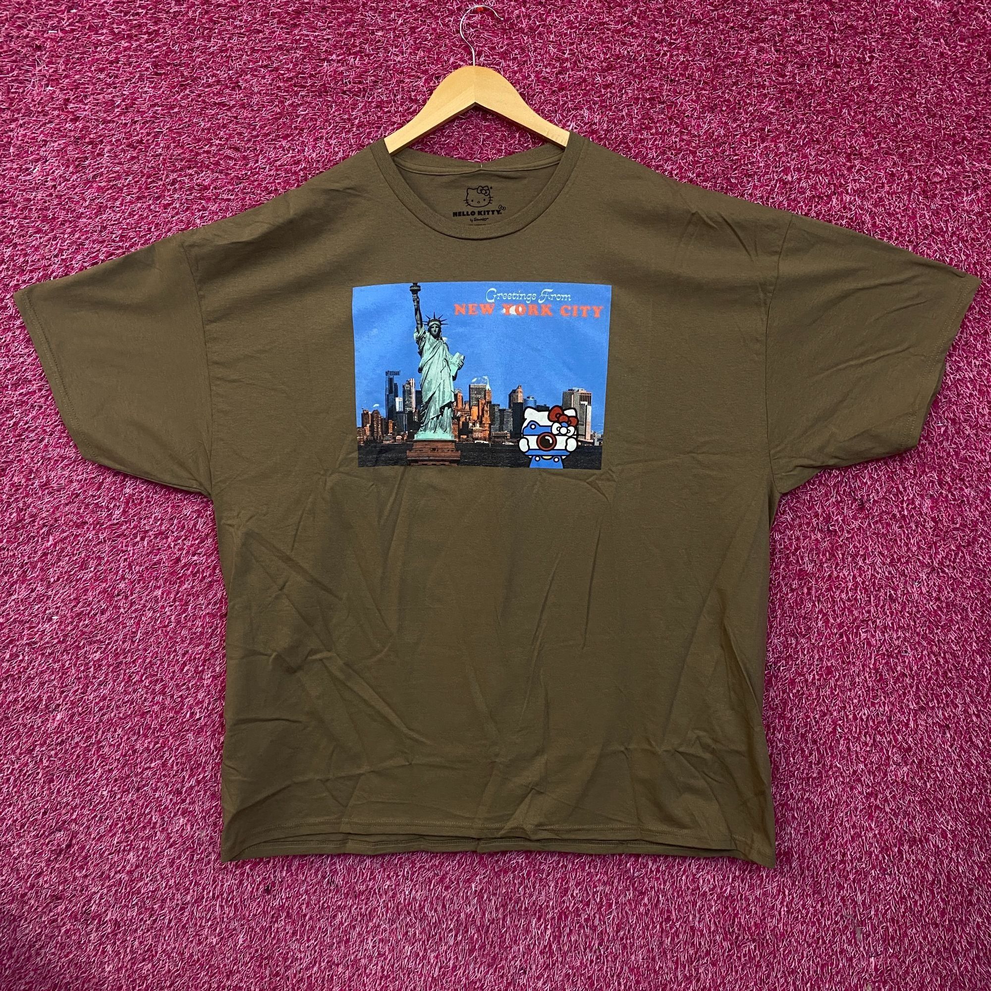 Other Sanrio Hello Kitty "Greetings From New York City" Graphic T- Size US XXL / EU 58 / 5 - 1 Thumbnail