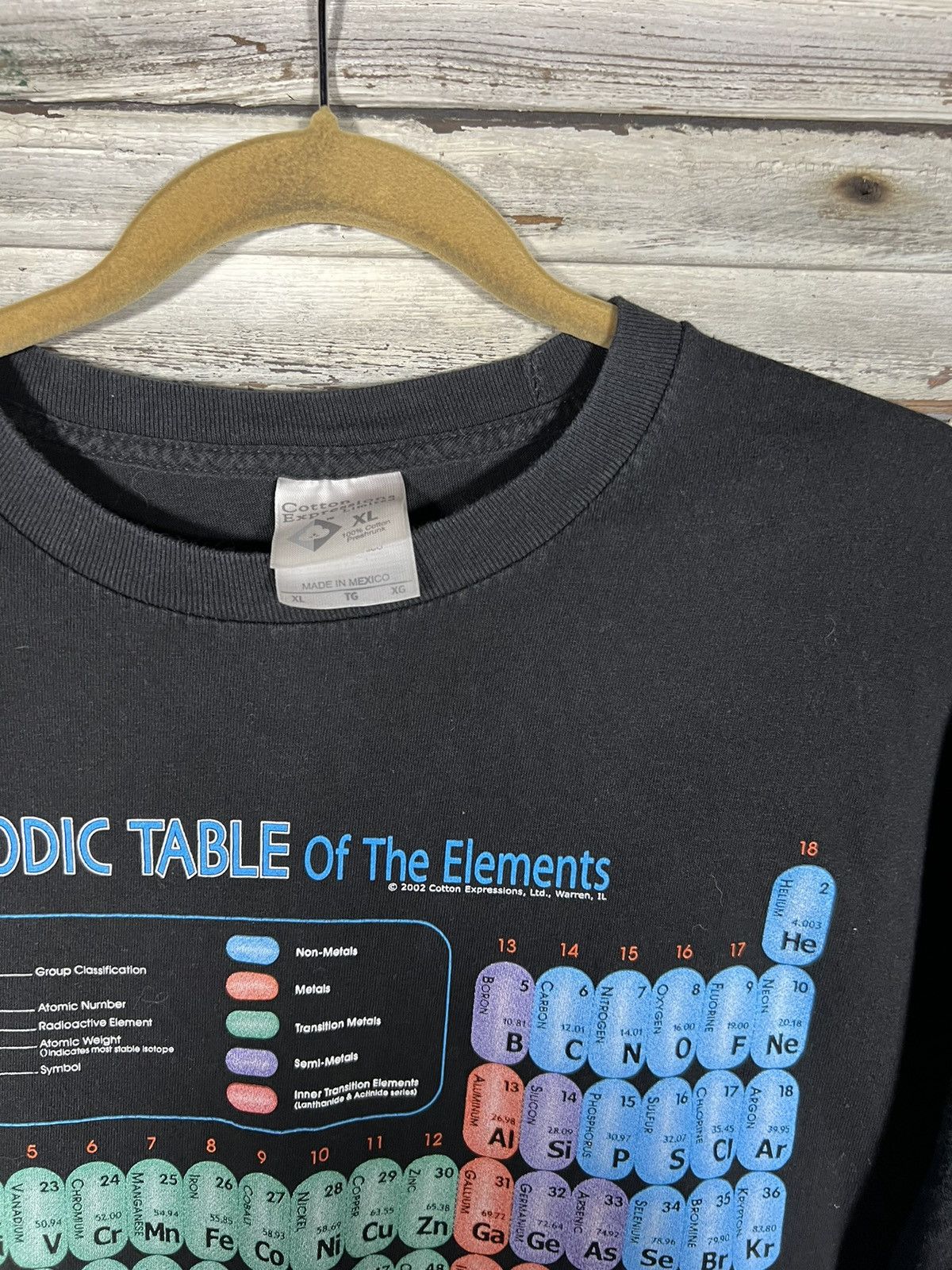Vintage Vintage Periodic Table of Elements Shirt Size US XL / EU 56 / 4 - 4 Thumbnail