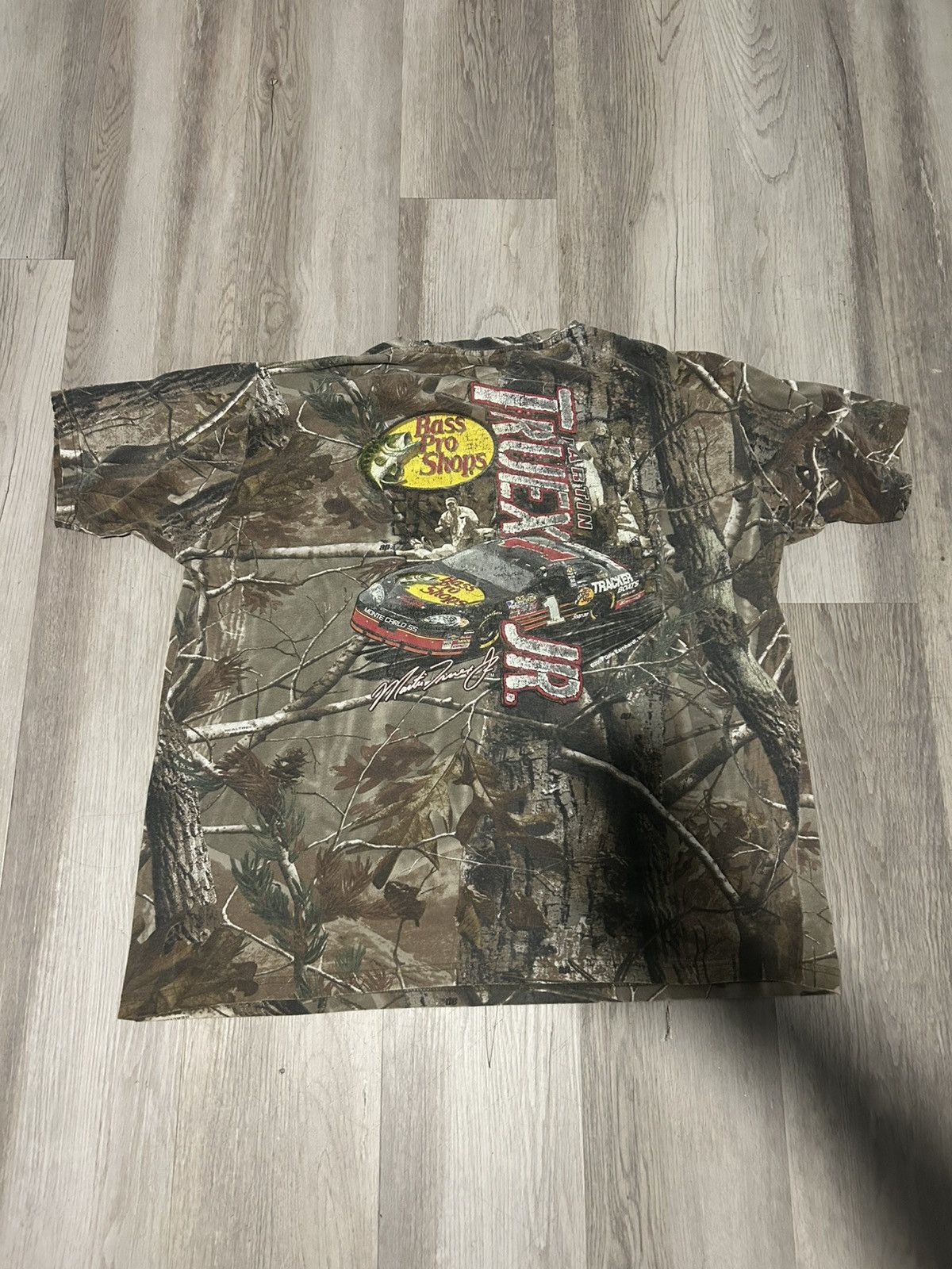 Vintage VINTAGE BASS PRO SHOP CAMO TEE SIZE XL Size US XL / EU 56 / 4 - 4 Thumbnail