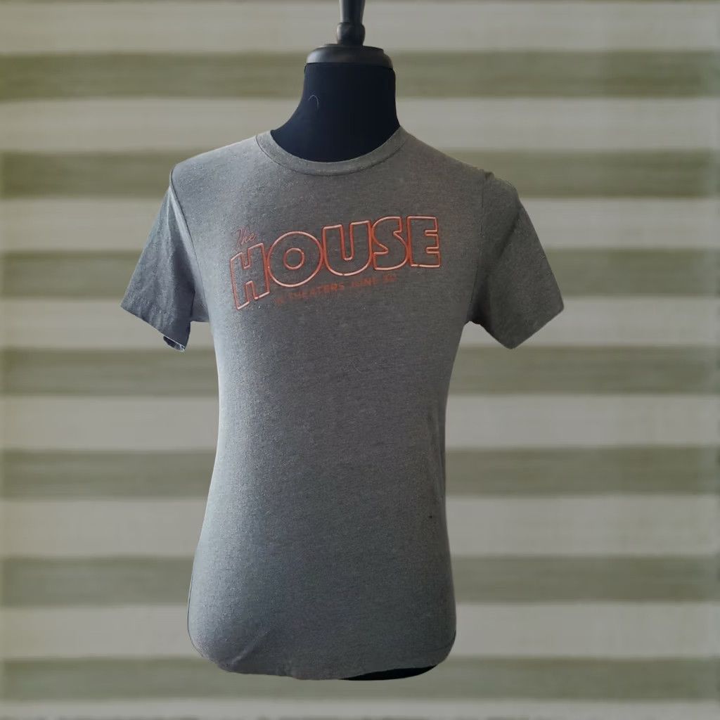 Logo 7 Canvas The House Movie Logo Shirt Gray Regular Size Medium M Crew Neck Short Sleeve Cotton Polyester Solid T-Shirt Mens Size US M / EU 48-50 / 2 - 1 Preview