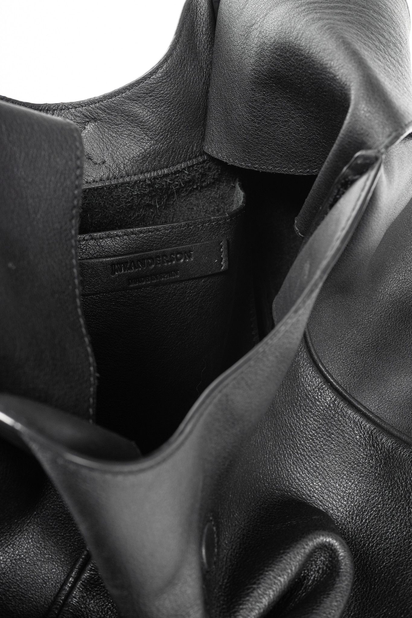 JW Anderson J.W. Anderson AW17 Black Leather Knot Hobo Size ONE SIZE - 11 Thumbnail