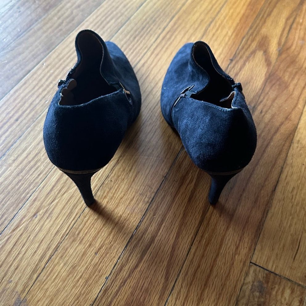 Calvin Klein Calvin Klein Joanie Dark Blue Suede Ankle Booties Women’s 8 Size US 8 / IT 38 - 3 Thumbnail
