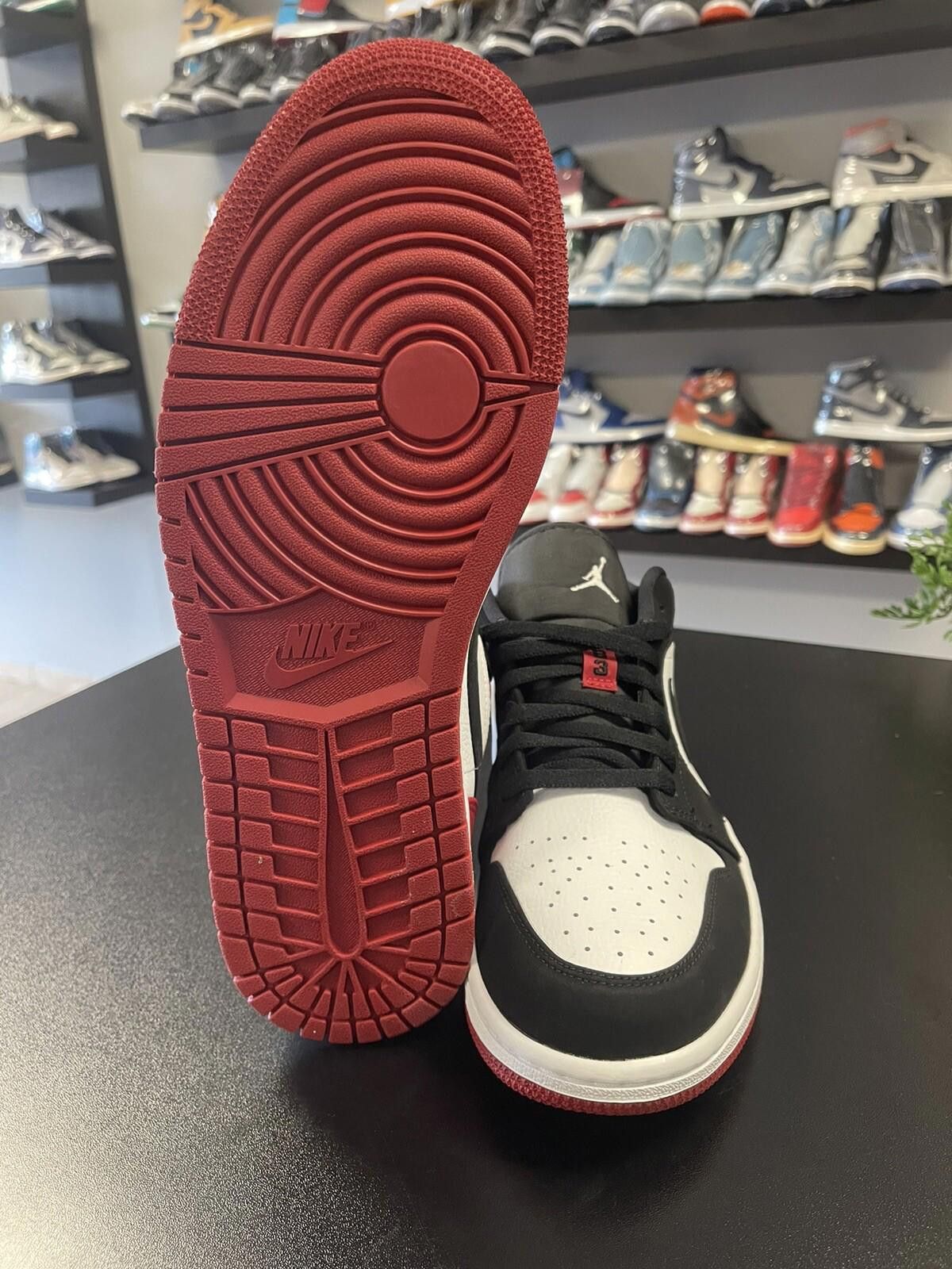Jordan Brand Air Jordan 1 Low Black Toe Style # 553558-116 Size 11.5 Size US 11.5 / EU 44-45 - 7 Thumbnail