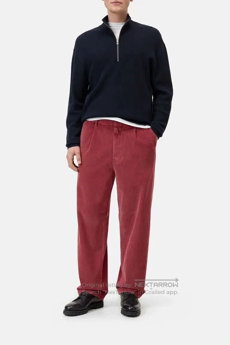 CLOSED Casual Corduroy Pants in Organic Cotton. Size US 34 / EU 50 - 1 Thumbnail
