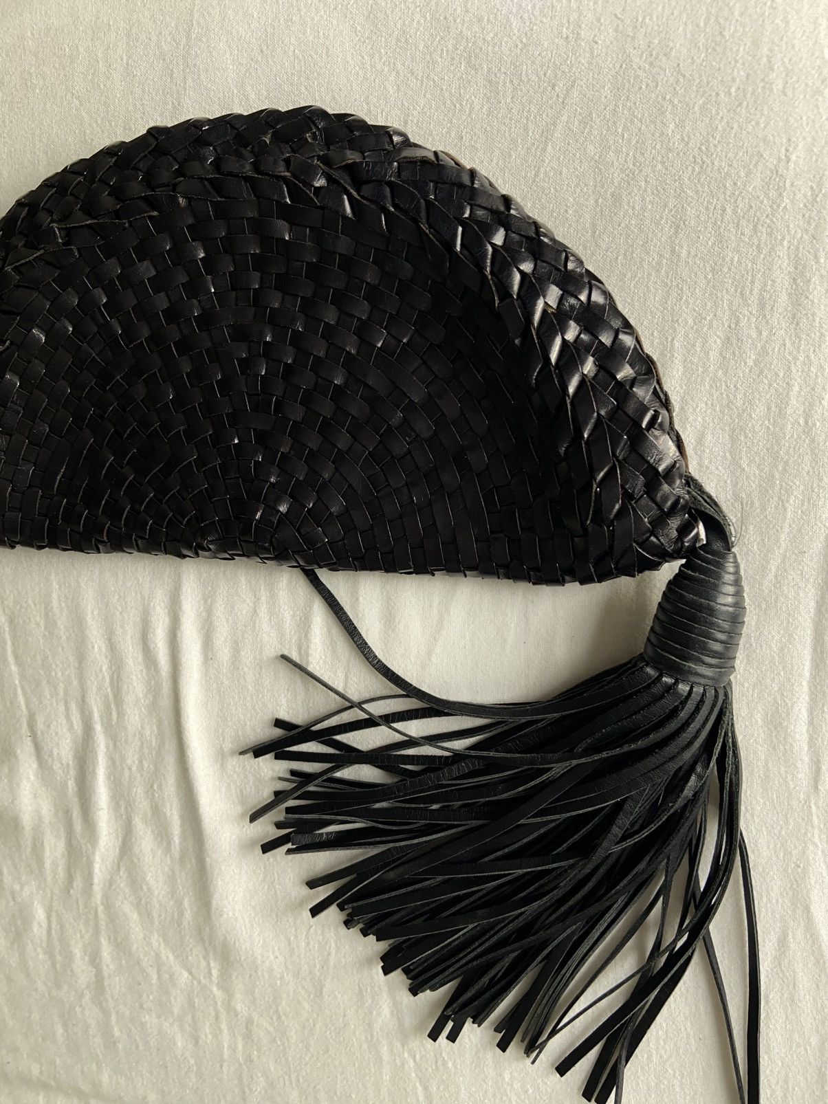 Other Denise Razzouk Woven Half Moon Clutch Size ONE SIZE - 2 Thumbnail