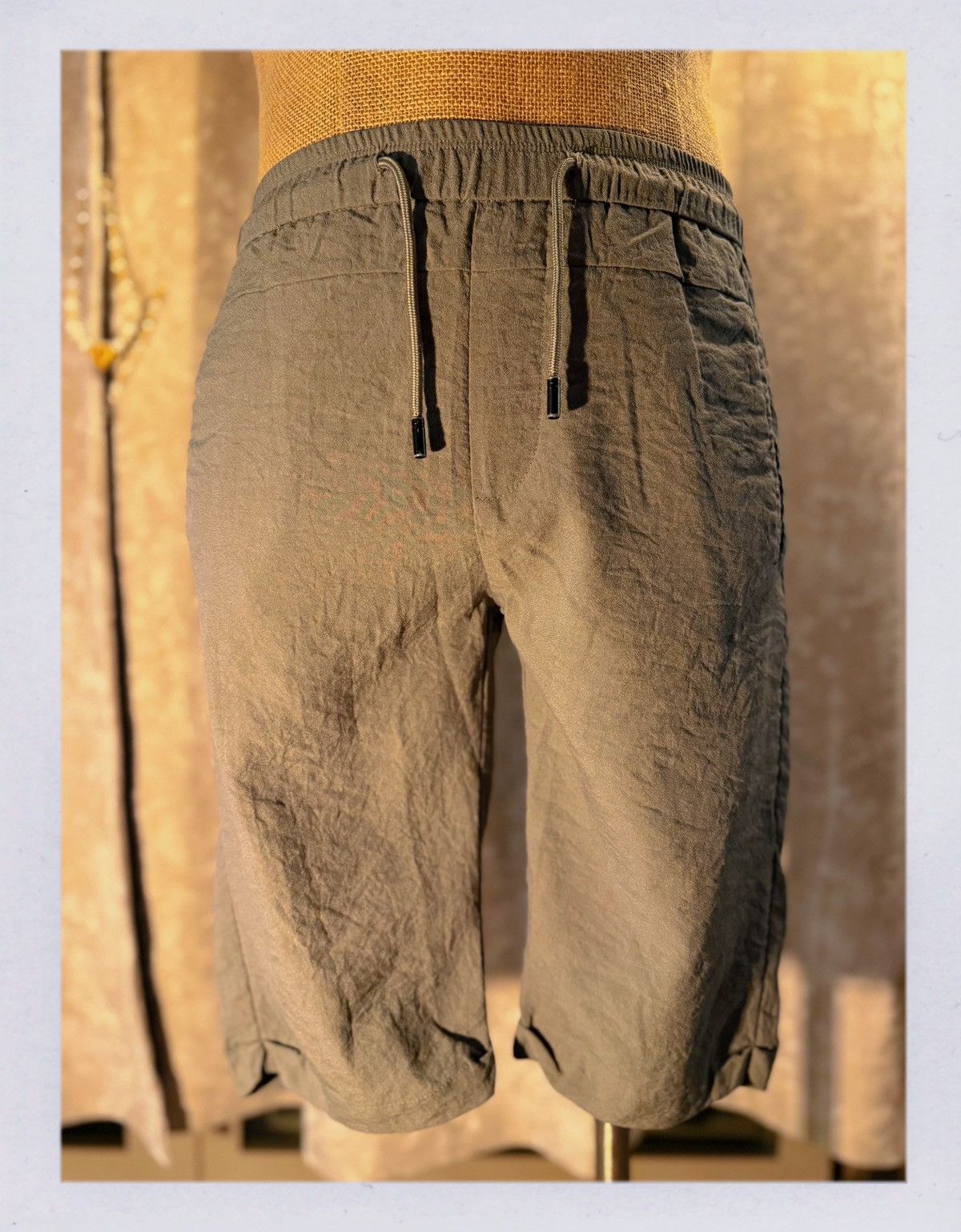 Other Lightweight Olive Green Drawstring Shorts – Easygoing Style Size US 28 / EU 44 - 1 Thumbnail