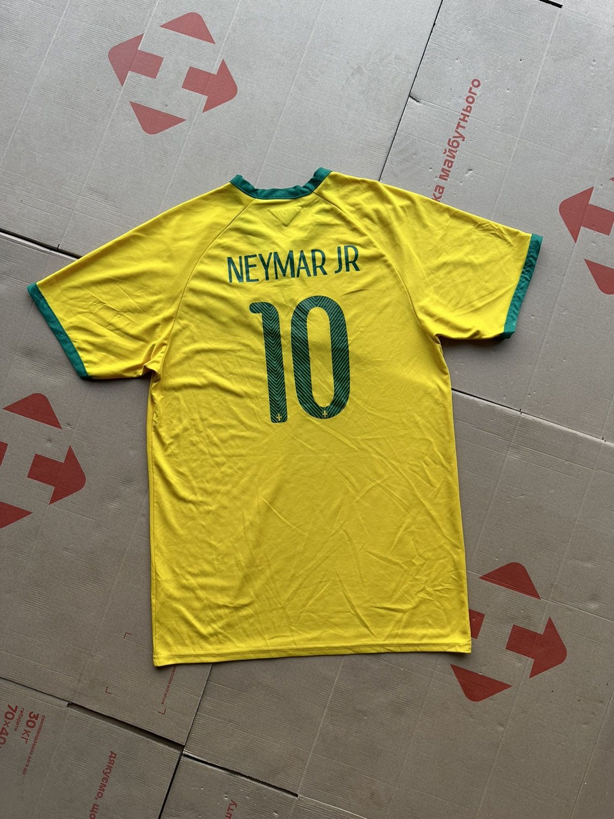 Vintage Crazy Y2K Brazil Soccer Jersey Neymar JR T-Shirt Blockcore Size US L / EU 52-54 / 3 - 7 Thumbnail