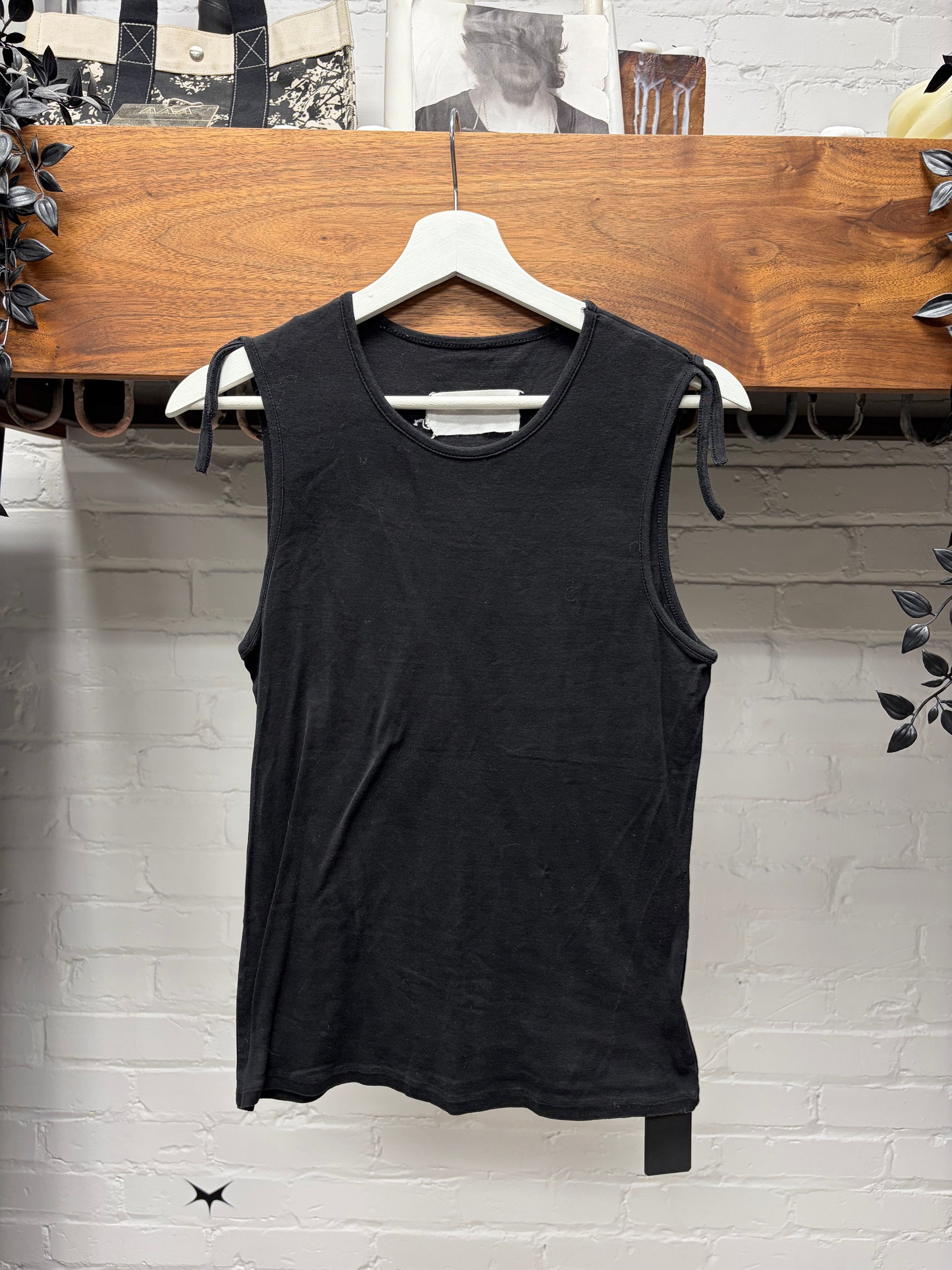 Maison Margiela Maison Martin Margiela ‘Blank Tag’ Black Cotton Tank Top with Raw Shoulder Hem Size US S / EU 44-46 / 1 - 1 Thumbnail