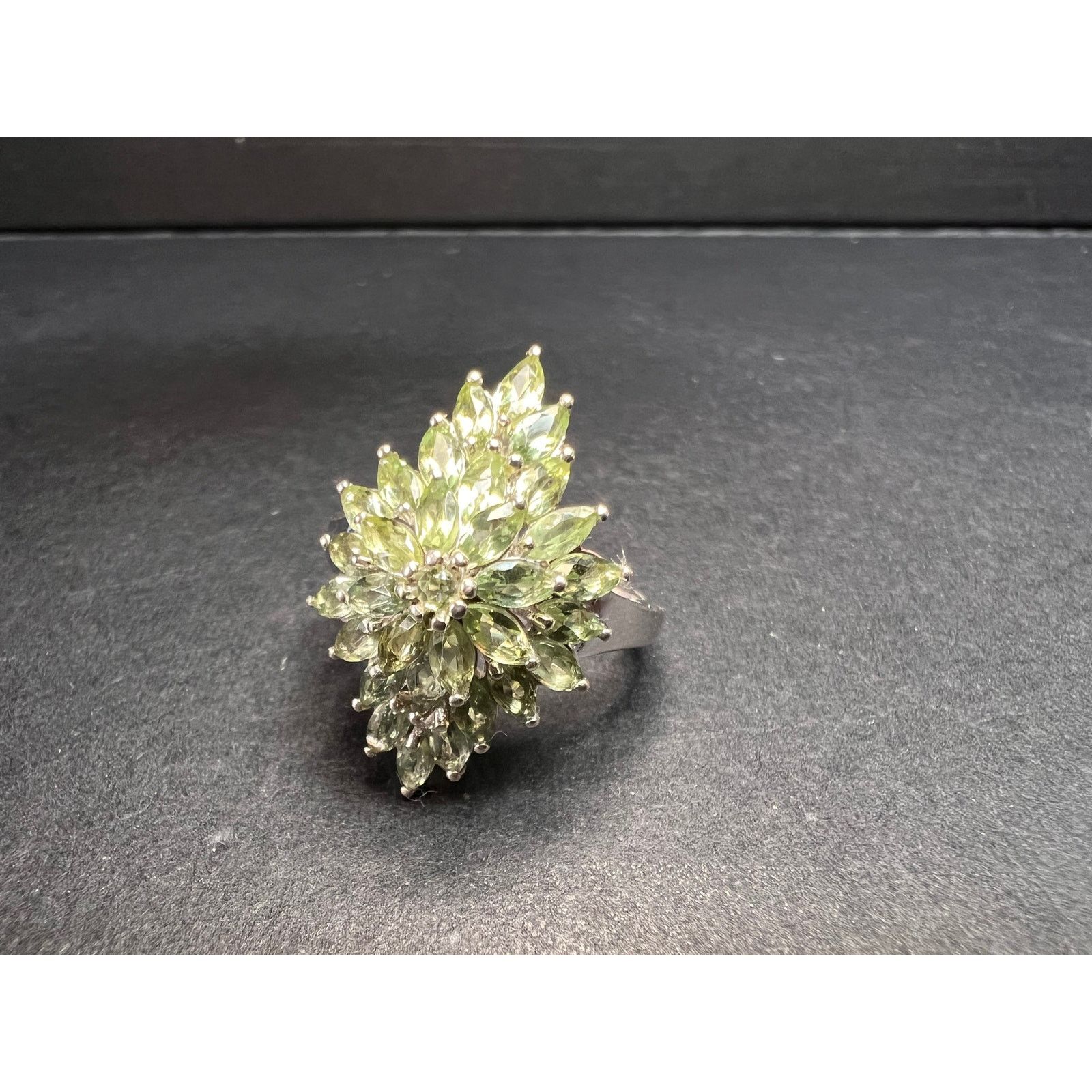 Other NEW Green apatite ring in sterling silver size 7 Size ONE SIZE - 4 Thumbnail
