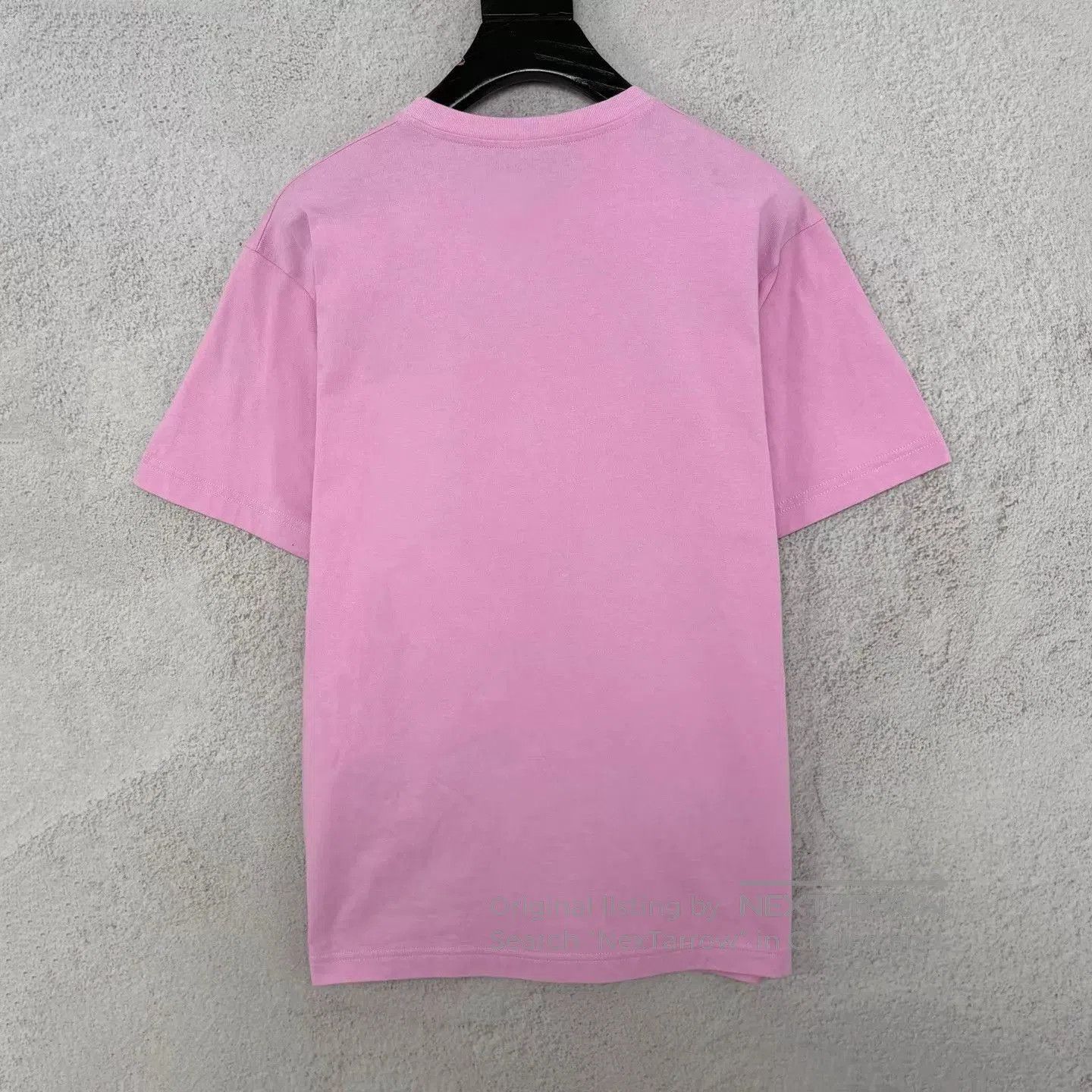 Gucci Pink Short-Sleeve Graphic T-Shirt. Size US XS / EU 42 / 0 - 2 Thumbnail