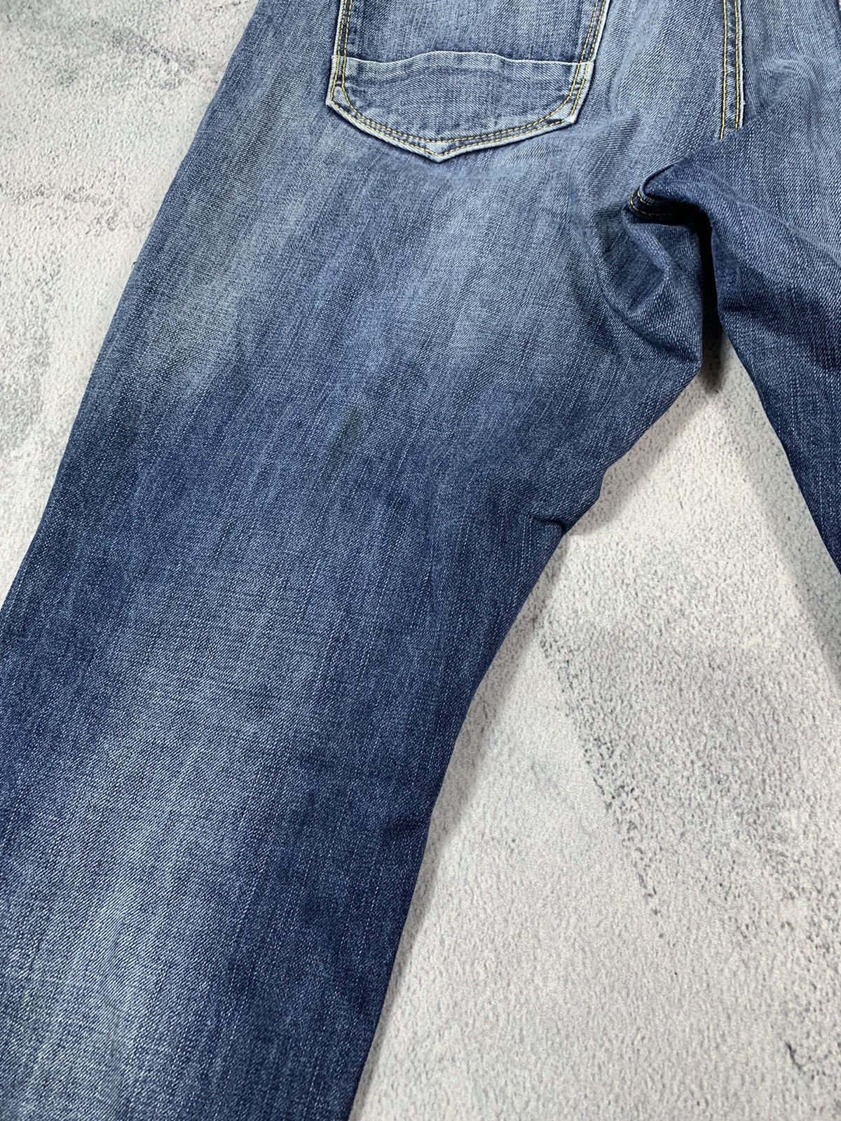 Japanese Brand × Vintage Vintage Y2K Japanese jeans faded denim streetwear size 36 Size US 36 / EU 52 - 7 Thumbnail