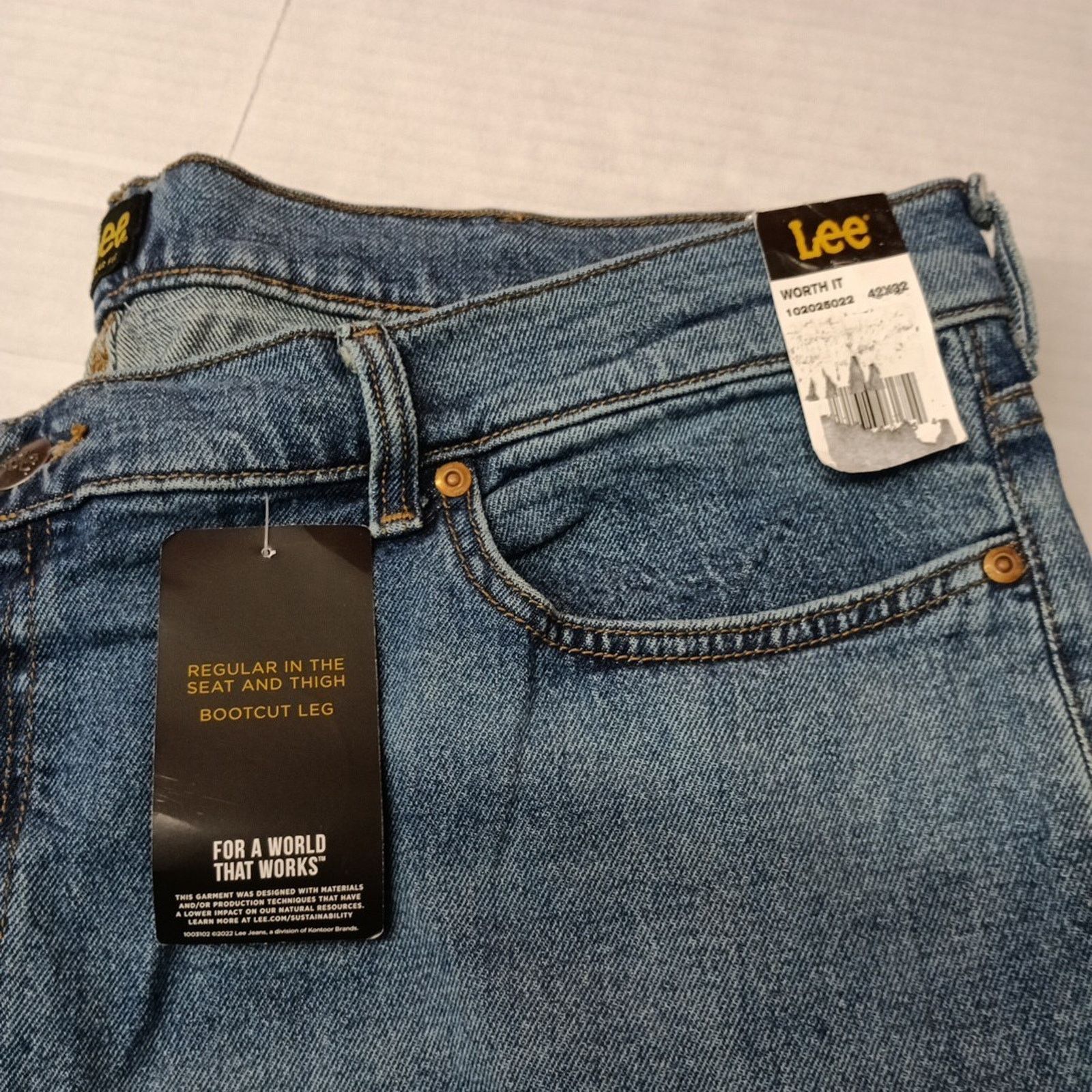 Lee Lee Legendary Regular Bootcut Jeans Men's 42x32 Denim Medium Size US 42 / EU 58 - 2 Thumbnail