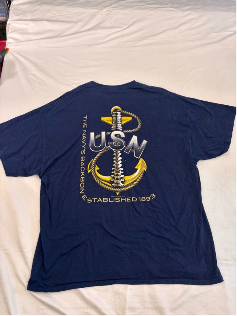 Gildan Men's Gildan T-shirt Size 2XL Blue US Navy Size US XL / EU 56 / 4 - 11 Thumbnail