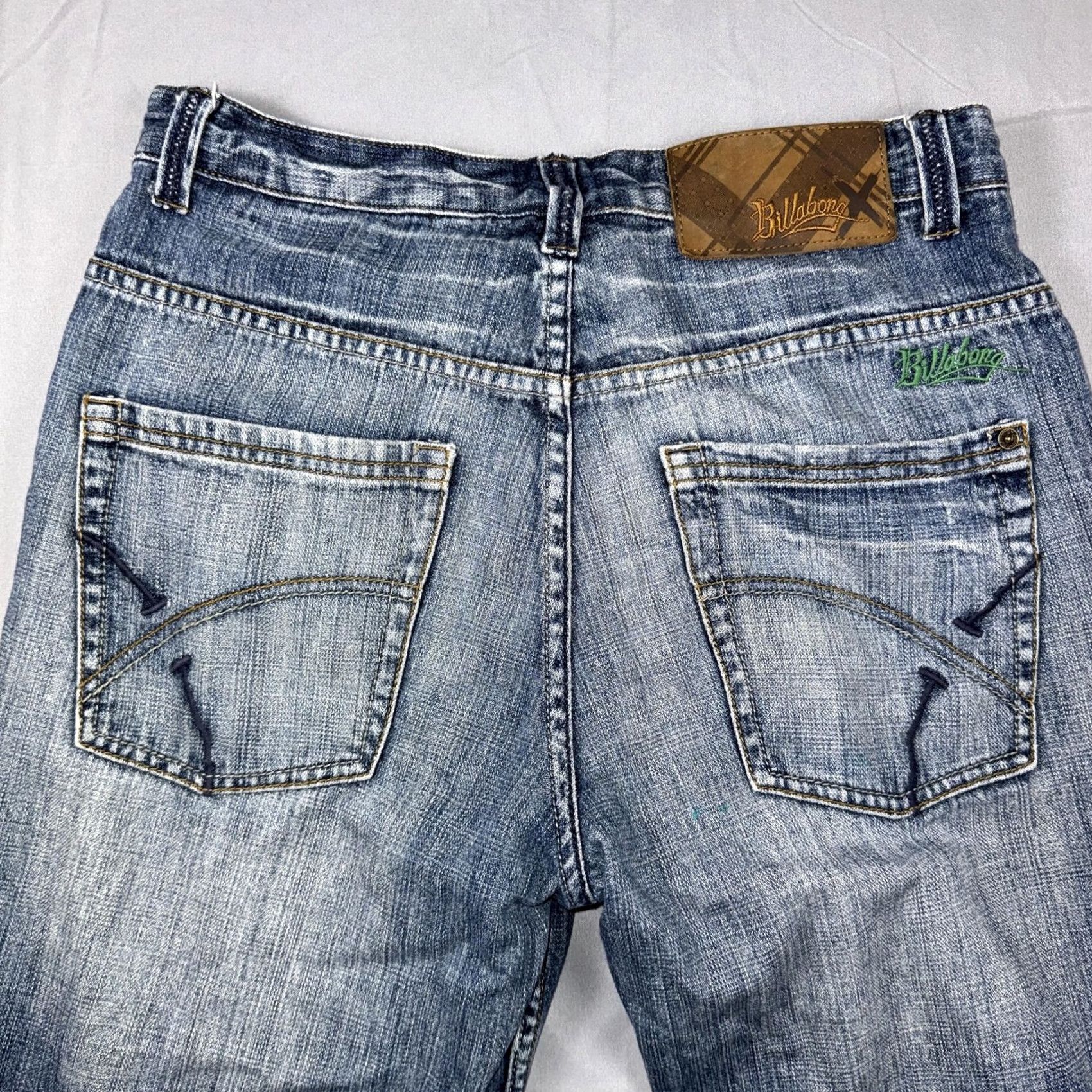 Billabong Billabong Exhaust Jeans Men's 31x30 Blue Medium Wash Relaxed Fit Denim Pants Jeans Straight Pockets Logo Size US 31 - 6 Thumbnail