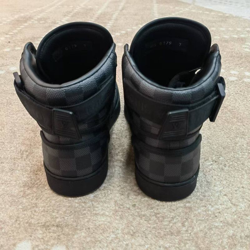 Louis Vuitton Louis Vuitton Rivoli High-Top Sneakers for Men - Size US 8 / EU 41 - 1 Thumbnail