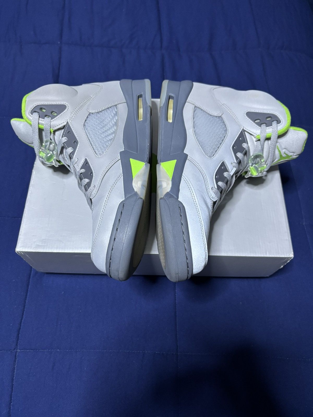 Jordan Brand Jordan 5 Retro Green Bean 2022 Size 13 Size US 13 / EU 46 - 4 Thumbnail