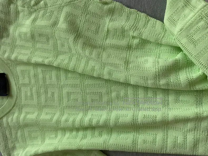Givenchy Givenchy Light Green Pearl Short Sleeve T-Shirt Size US L / EU 52-54 / 3 - 7 Thumbnail