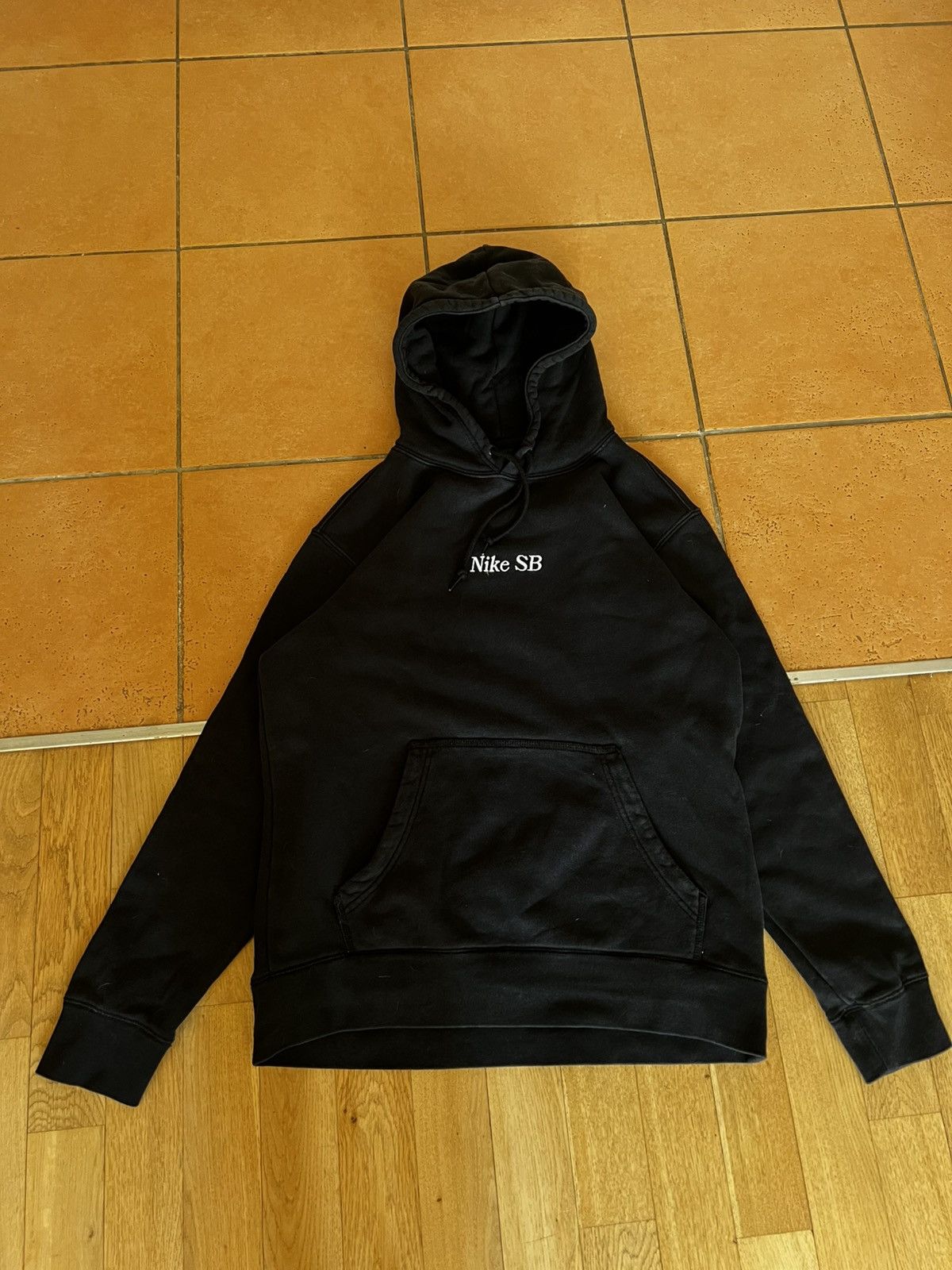Nike × Vintage Vintage Nike SB Hoodie Size US M / EU 48-50 / 2 - 1 Thumbnail