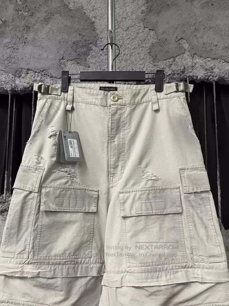 Balenciaga Balenciaga White Distressed Cargo Work Pants. Size US 44 / EU 60 - 3 Thumbnail