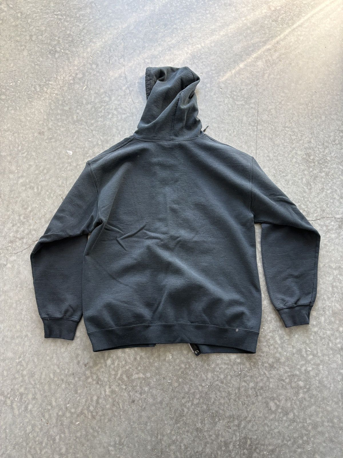 Vintage 2016 The Cure Tour Zip Up Hoodie Size US M / EU 48-50 / 2 - 6 Thumbnail