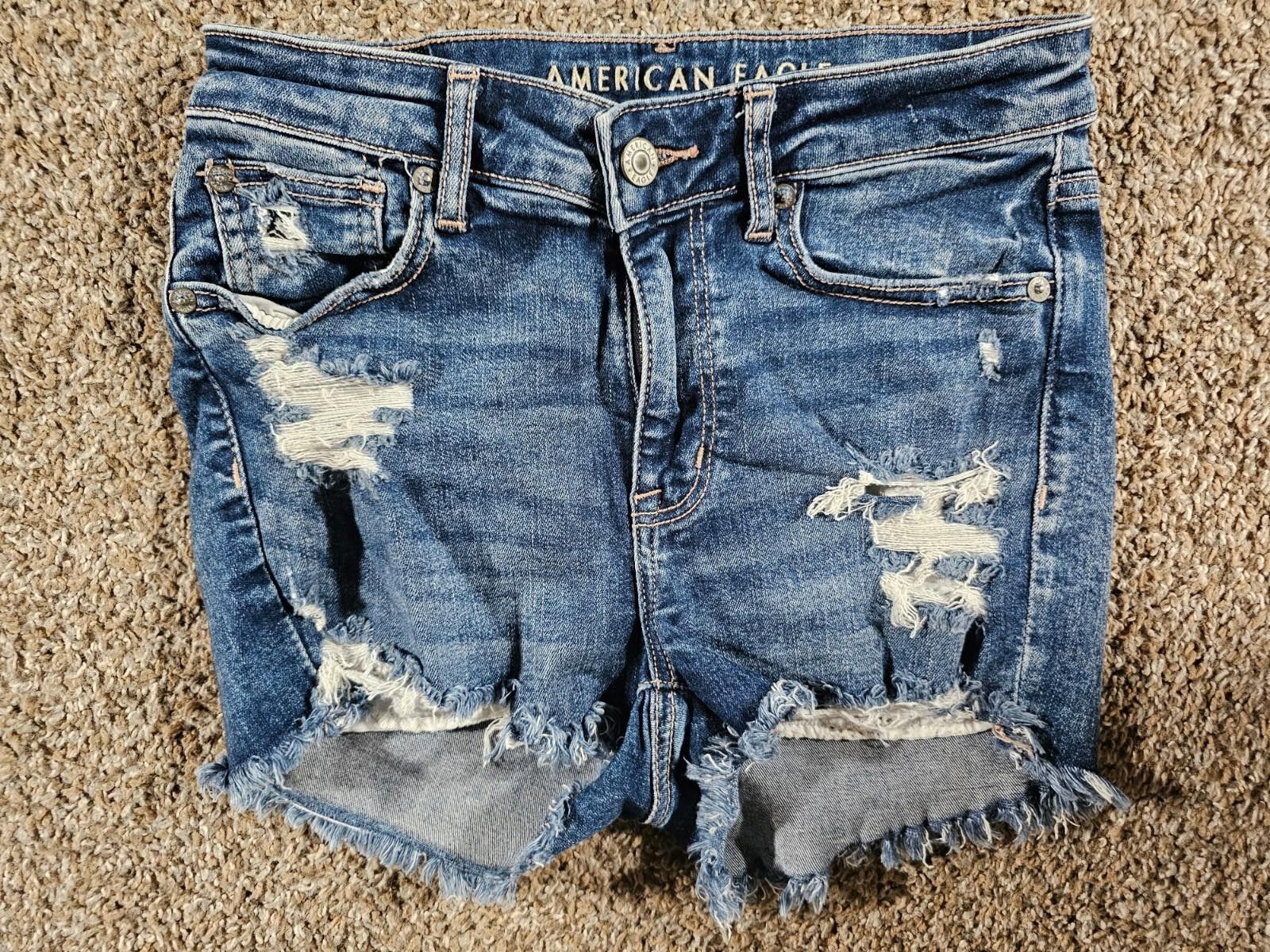 American Eagle Outfitters American Eagle Hi-Rise Shortie Shorts Stretch Distressed sz2 Size 26" / US 2 / IT 38 - 1 Thumbnail