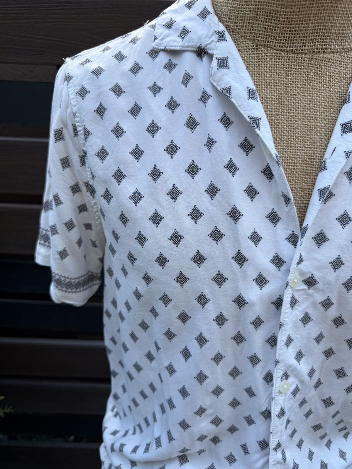 Abercrombie & Fitch Vintage-Inspired A&F Button-Up Shirt – Retro Cool Size US M / EU 48-50 / 2 - 3 Thumbnail