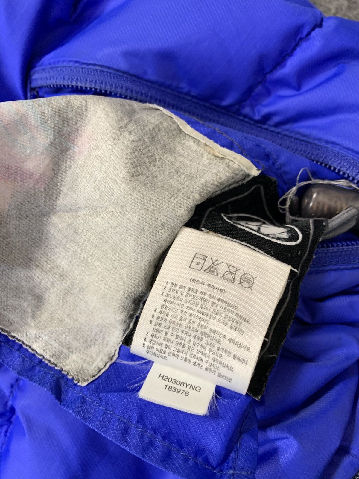 Nike ACG Vintage Nike ACG Reversible Goose Feather Fill Puffer Padded Size US L / EU 52-54 / 3 - 9 Thumbnail