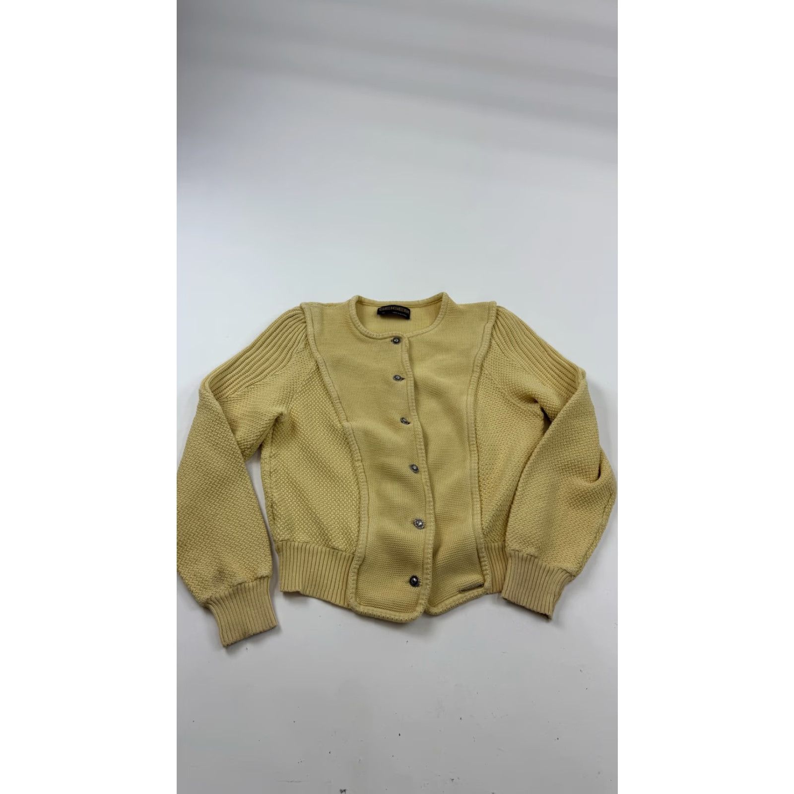 Vintage VINTAGE Geiger Cardigan Sweater Womens 44 Yellow Button Front Knit Austria 100% Cotton Size M / US 6-8 / IT 42-44 - 5 Thumbnail