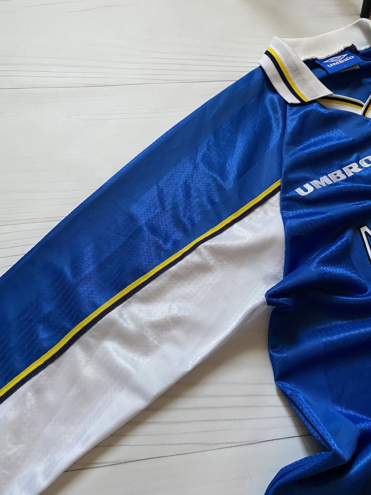 Umbro Rare Vintage Chelsea 1997/99 home #25 Zola longsleeve jersey Size US L / EU 52-54 / 3 - 11 Thumbnail