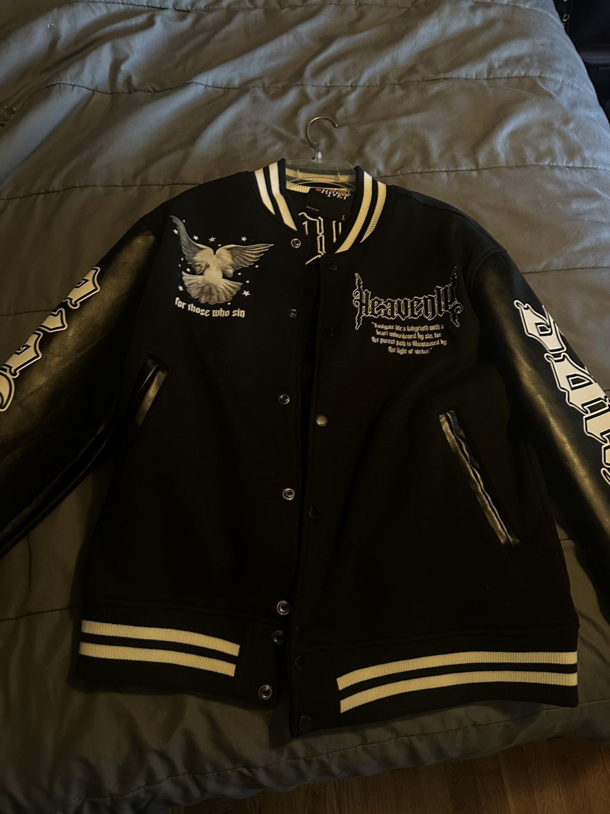 Vintage Varsity jacket fallen angel Size US L / EU 52-54 / 3 - 1 Thumbnail