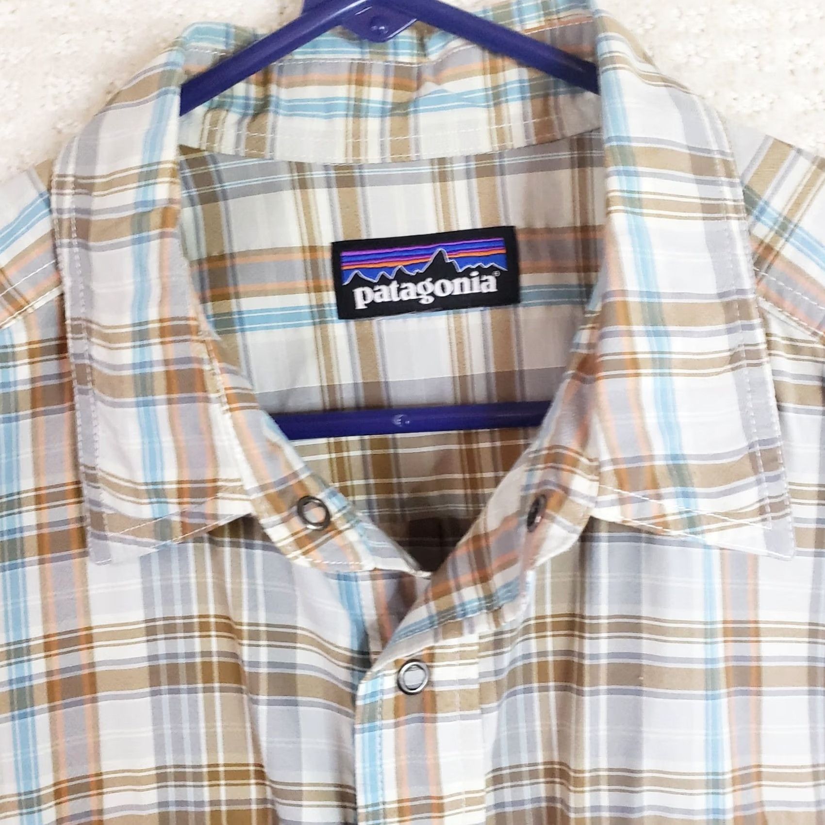 Patagonia Patagonia Button-Up Shirt Men's M Khaki Blue Plaid Short Sleeve Cotton Size US M / EU 48-50 / 2 - 4 Thumbnail