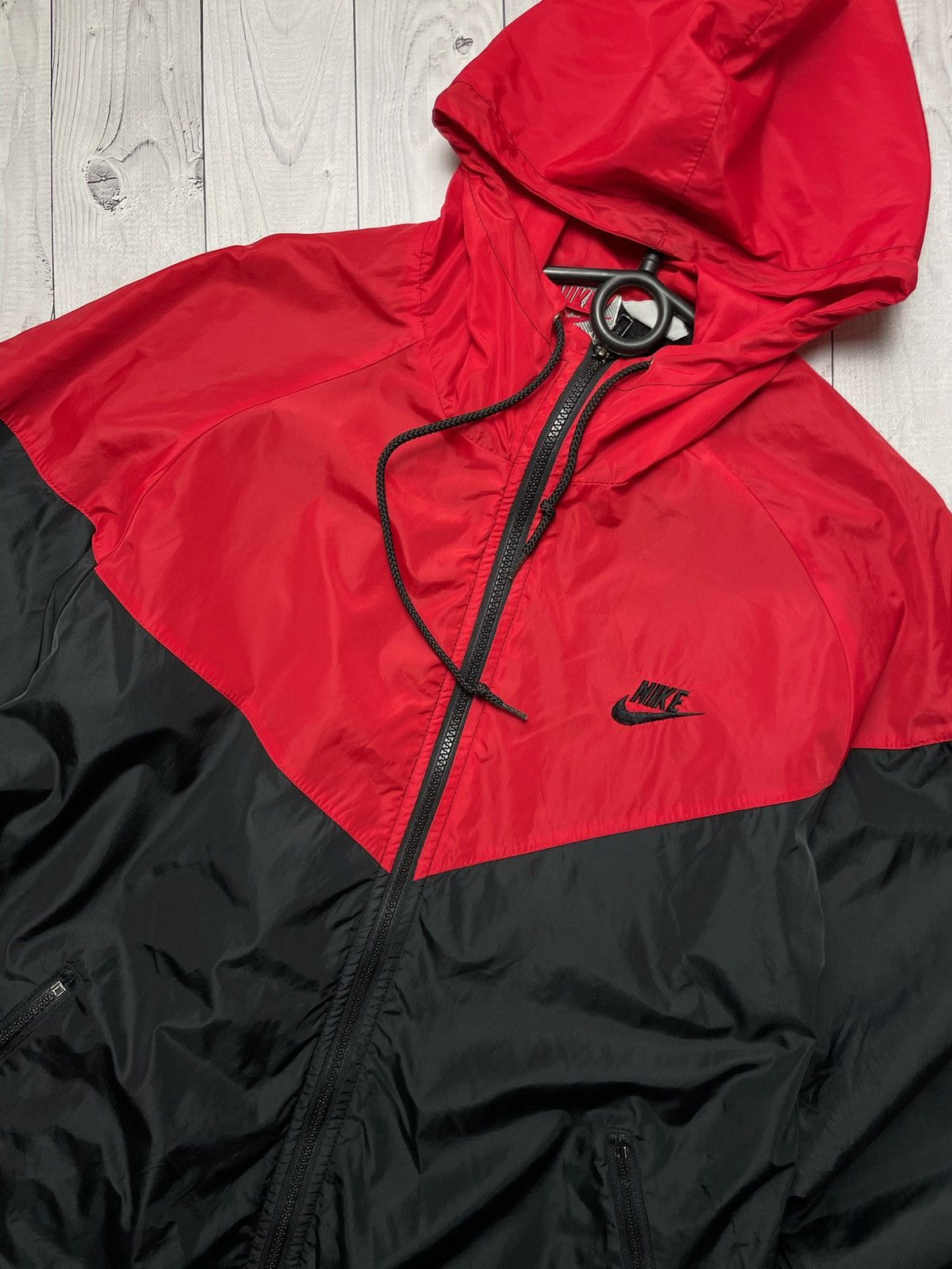 Nike × Vintage Vintage Nike Windrunner light jacket size XL red Size US XL / EU 56 / 4 - 2 Thumbnail