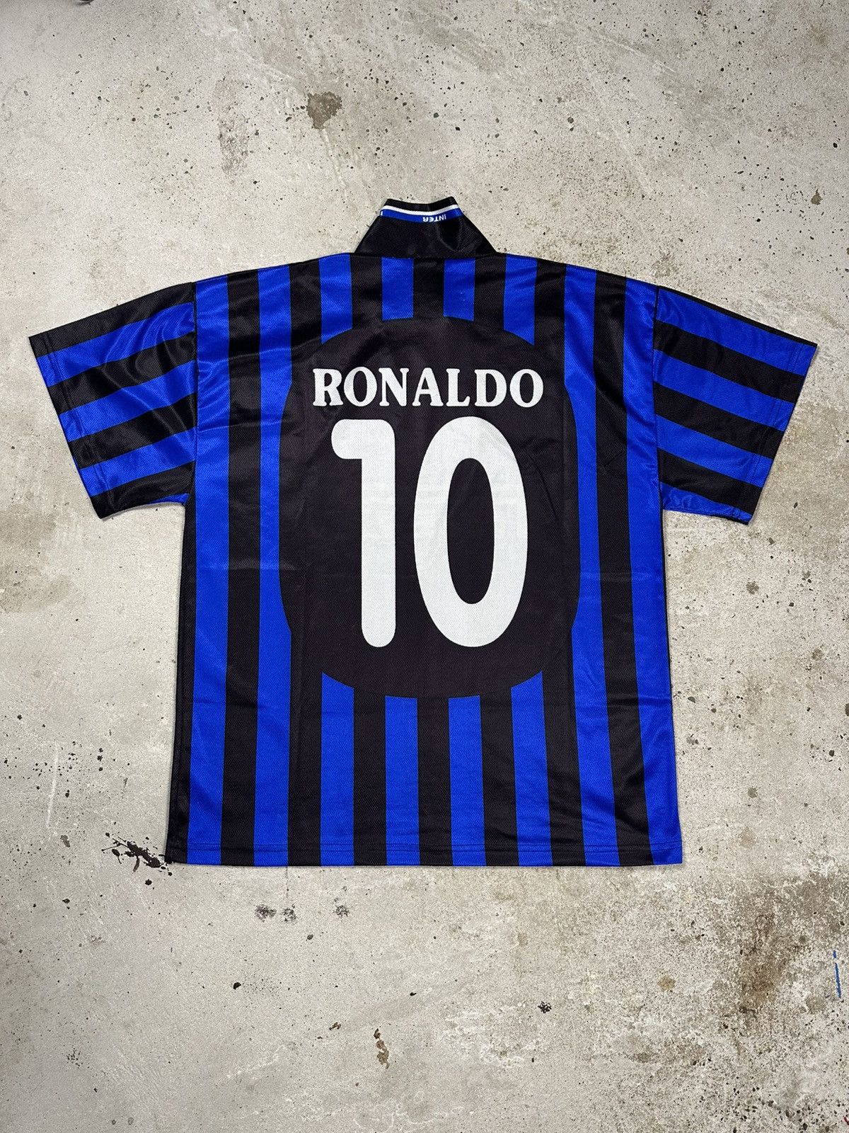 Other Vintage 1997/1998 Inter Milan Ronaldo Nazario Home Jersey Size US XL / EU 56 / 4 - 1 Thumbnail
