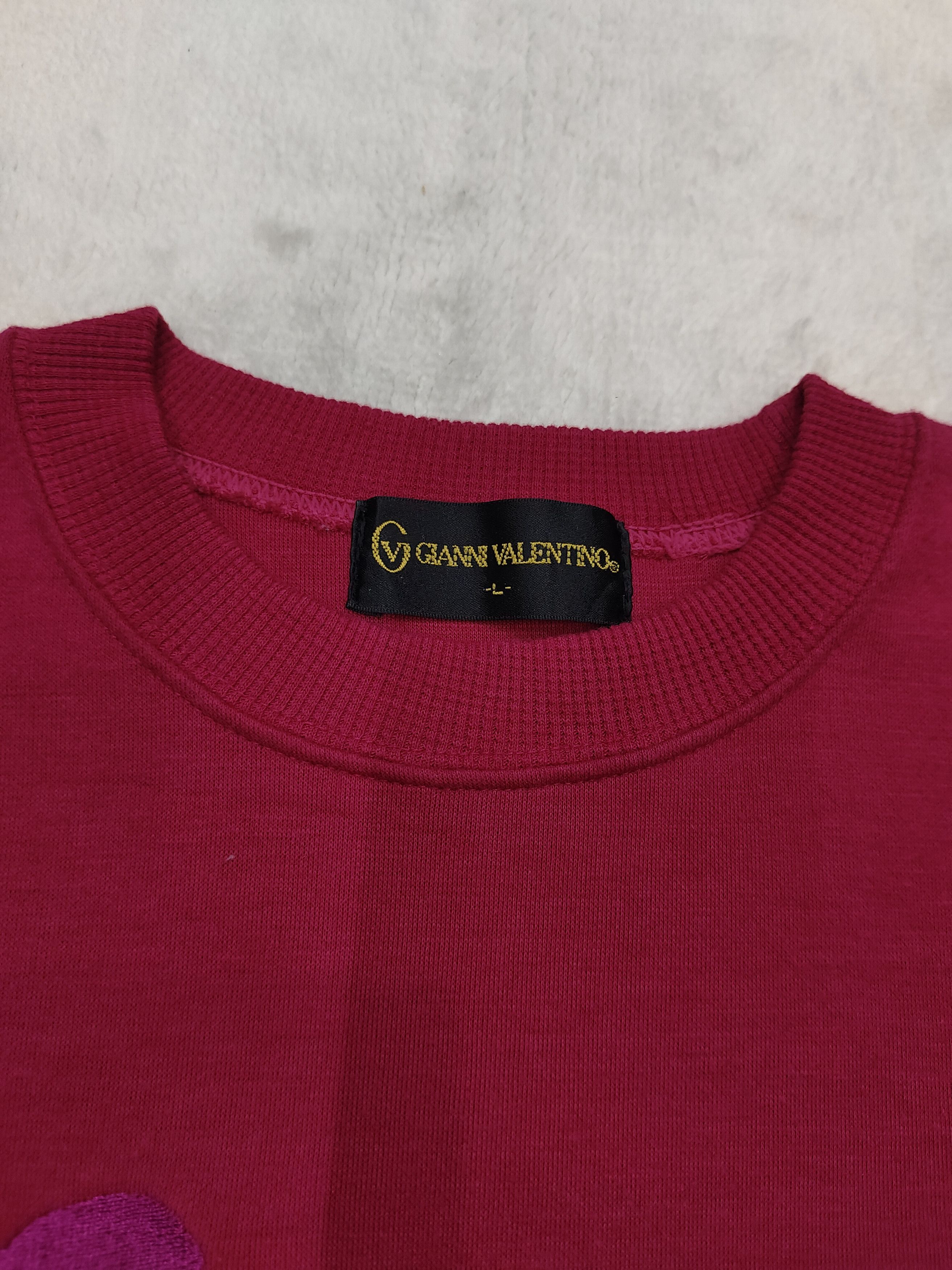 Valentino 90s Gianni Valentino Script Multicolor Embroidered Sweatshir Size US L / EU 52-54 / 3 - 3 Thumbnail
