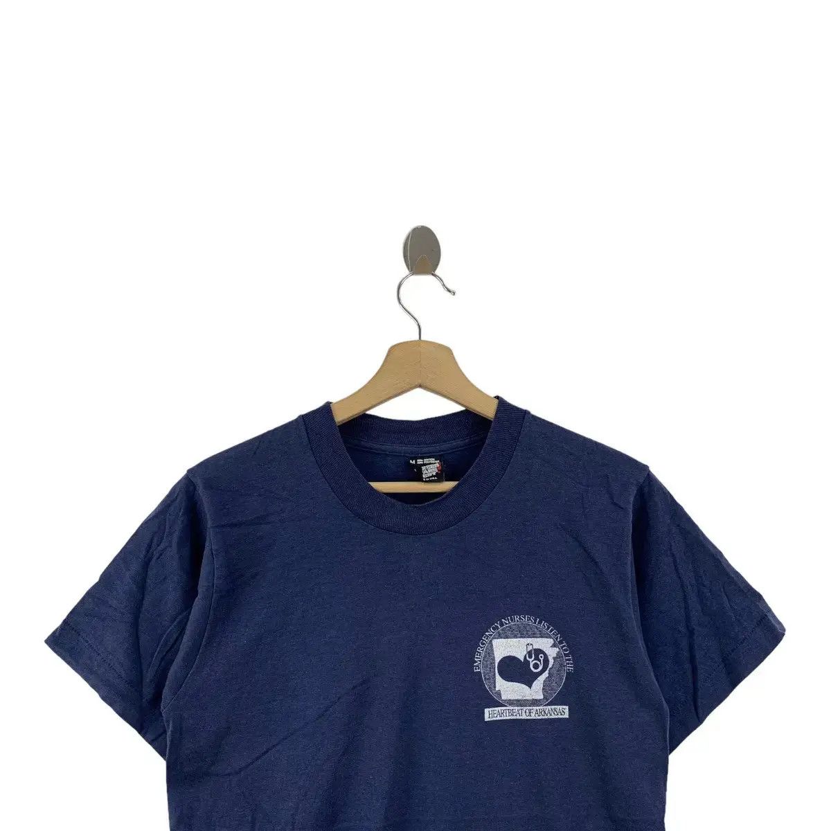 Vintage Vintage 80’ HEARTBEAT OF ARKANSAS Nurse Tee Shirt Top Size US M / EU 48-50 / 2 - 2 Thumbnail