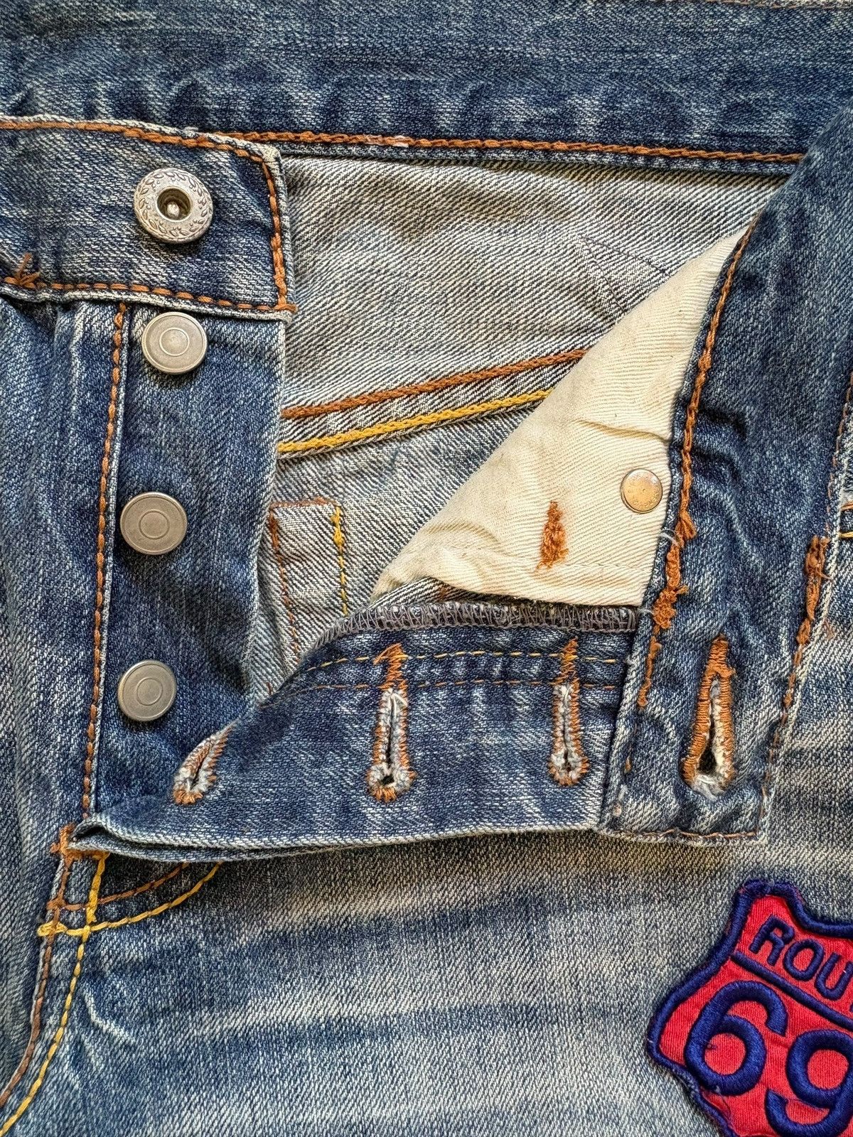 Japanese Brand Vintage Japanese Brand Patches Faded Wash Baggy Jeans Size US 32 / EU 48 - 3 Thumbnail