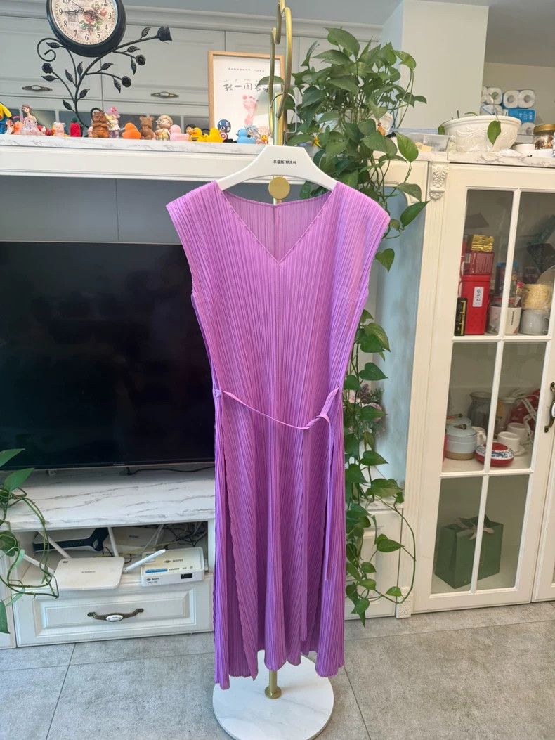 Issey Miyake Issey Miyake size:2 Pinkish-purple pleated dress Size S / US 4 / IT 40 - 1 Thumbnail