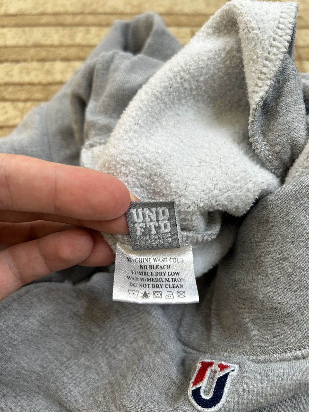 Undefeated Undefeated 5 Strike Gray Sweatpants Size US 32 / EU 48 - 14 Thumbnail
