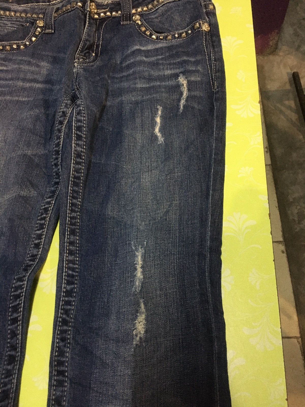 Miss Me Miss me studd jeans Size 33" - 3 Thumbnail