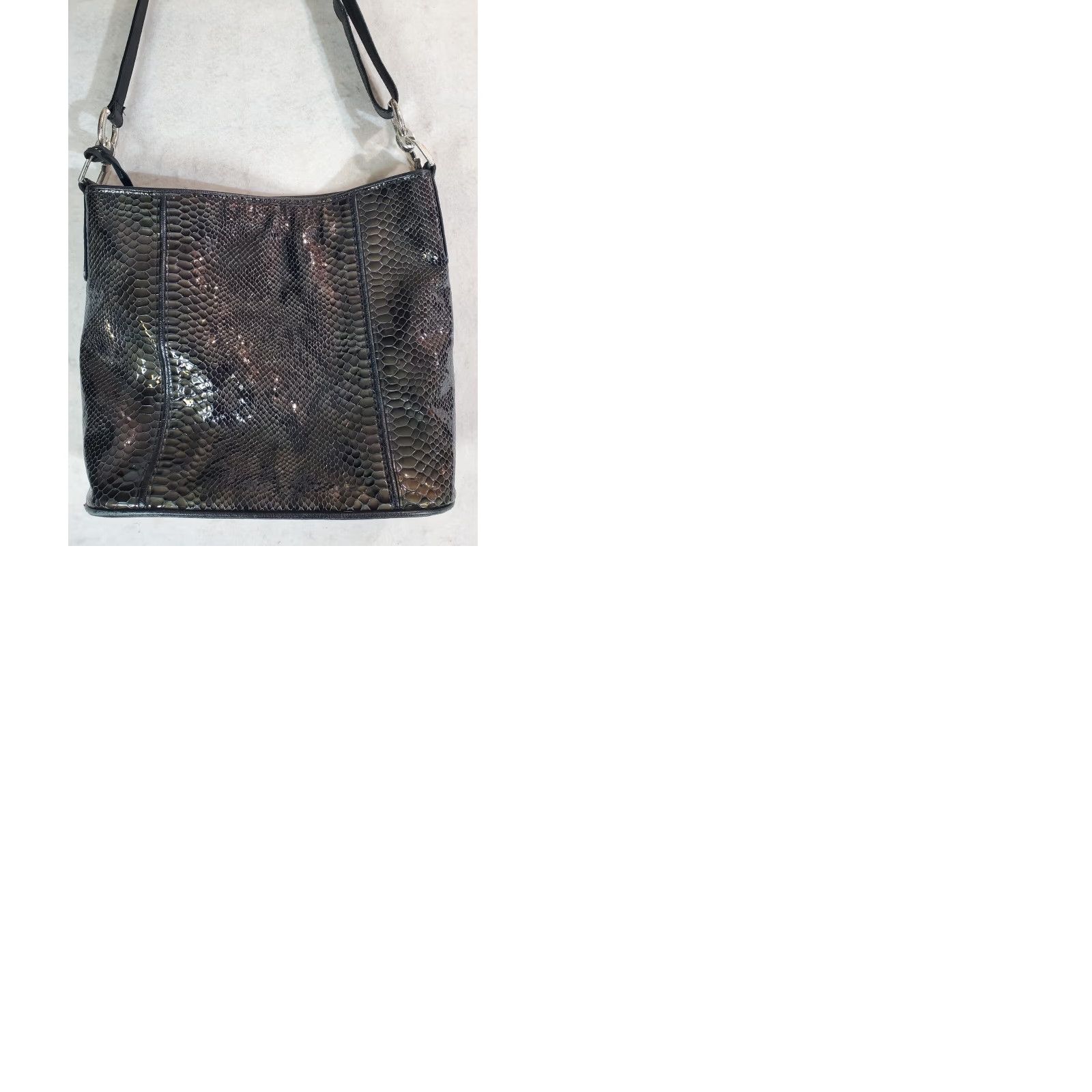 Brighton VINTAGE Brighton Shoulder Bag Brown Green Snakeskin Pattern w/ Heart Charm, Patent Leather, Medium, Women Size ONE SIZE - 9 Thumbnail