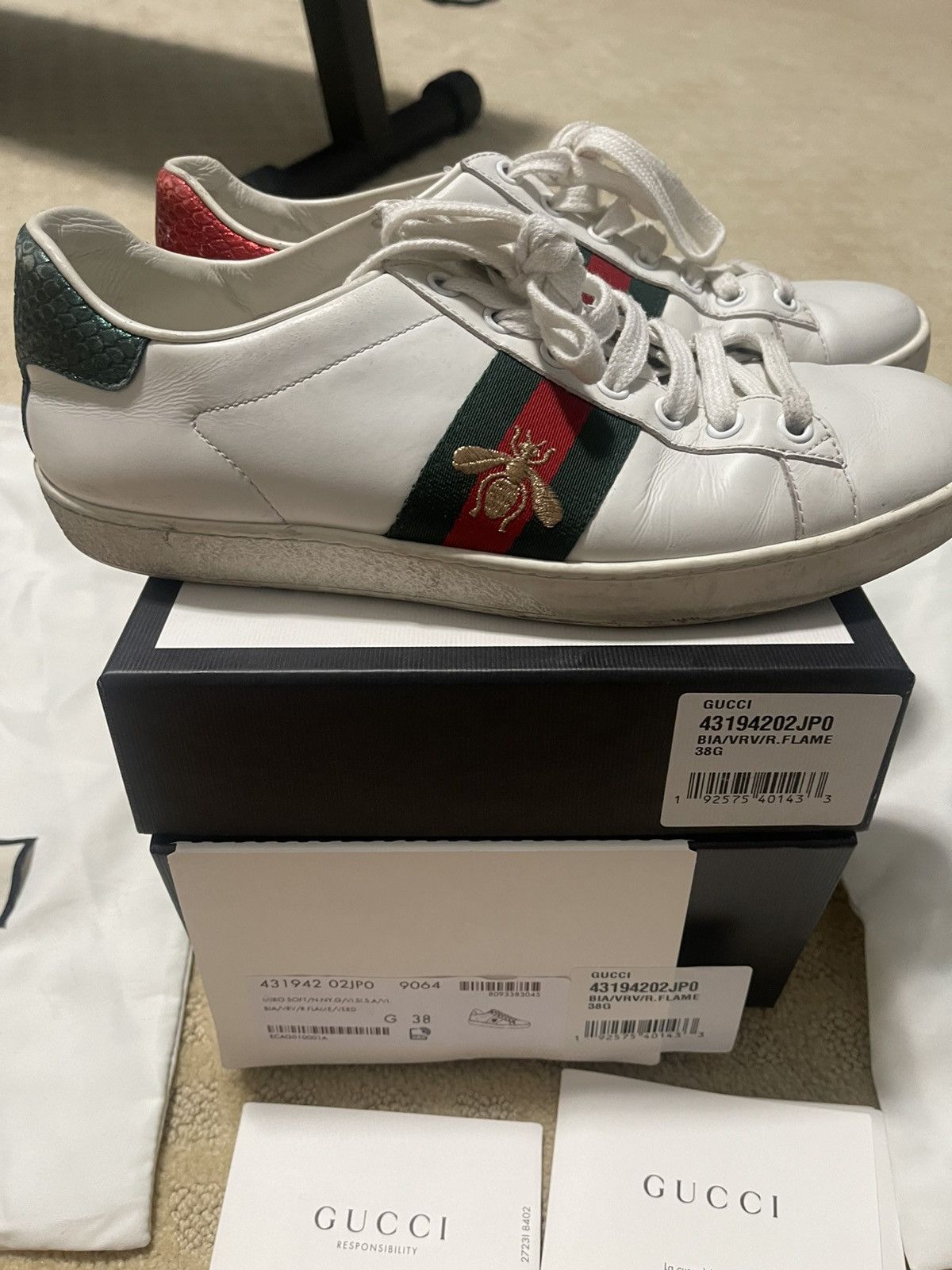 Gucci Ace sneaker with bee Size US 7 / EU 40 - 3 Thumbnail