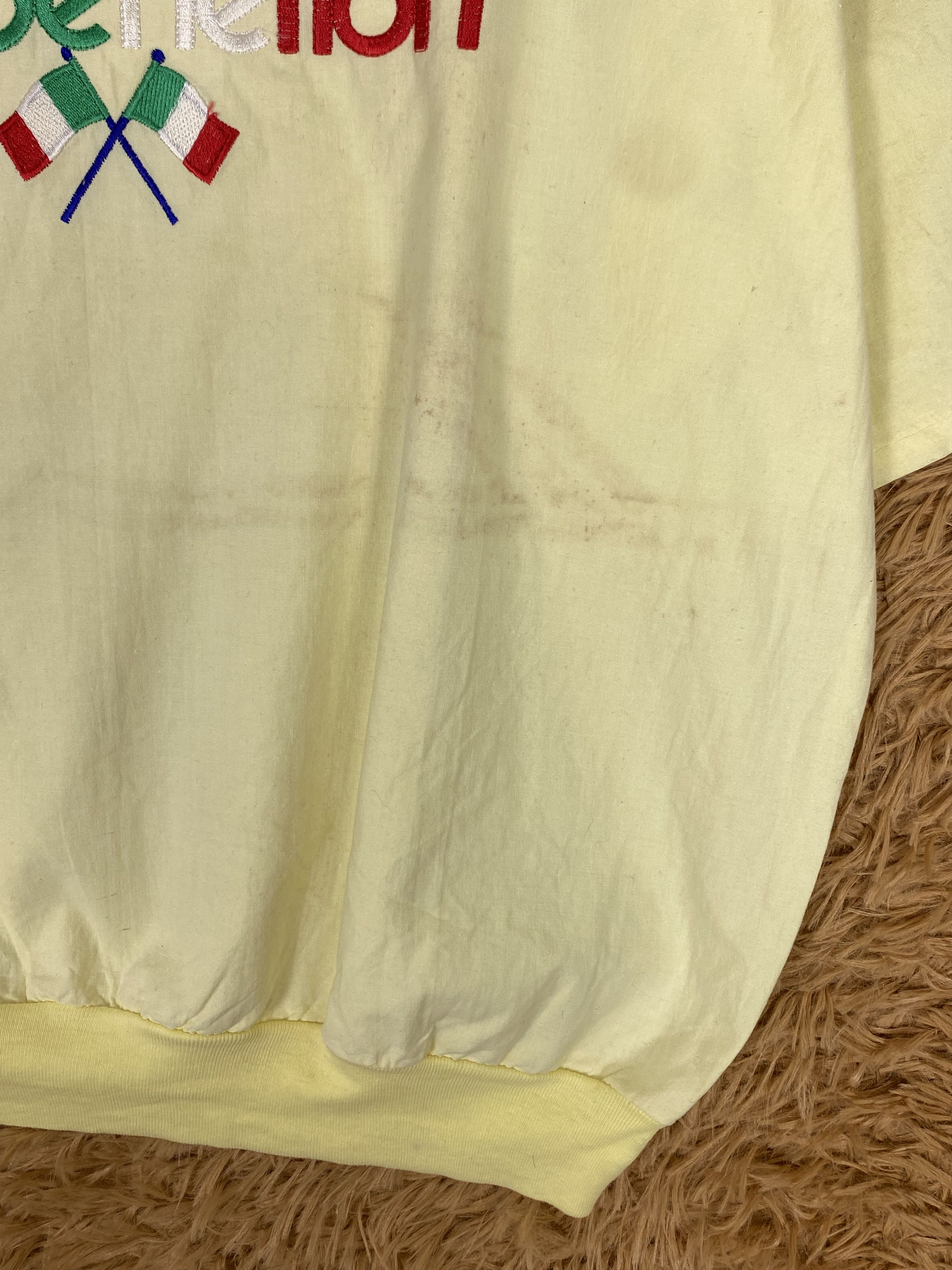 Benetton Vintage Benetton Shorts Sleeve T-Shirts PS0186 Size US M / EU 48-50 / 2 - 3 Thumbnail