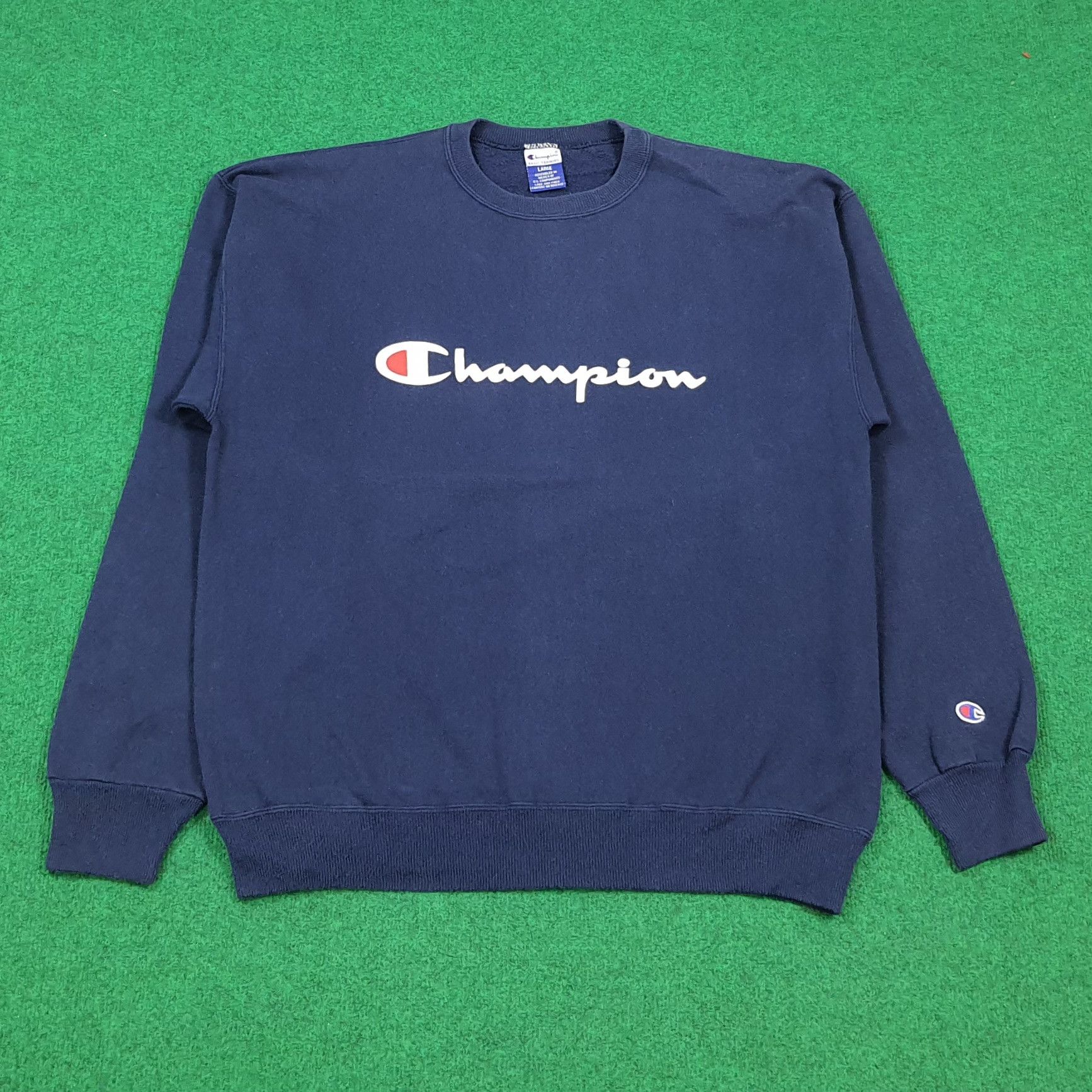Champion Vintage Champion Embroidery Spell Out Crewneck C293N8 Size US L / EU 52-54 / 3 - 1 Thumbnail