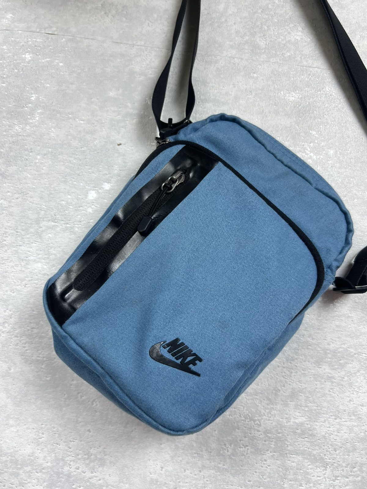 Nike × Vintage Nike Tech Vintage Y2K Drill Messenger Crossbody Retro Bag Size ONE SIZE - 2 Thumbnail