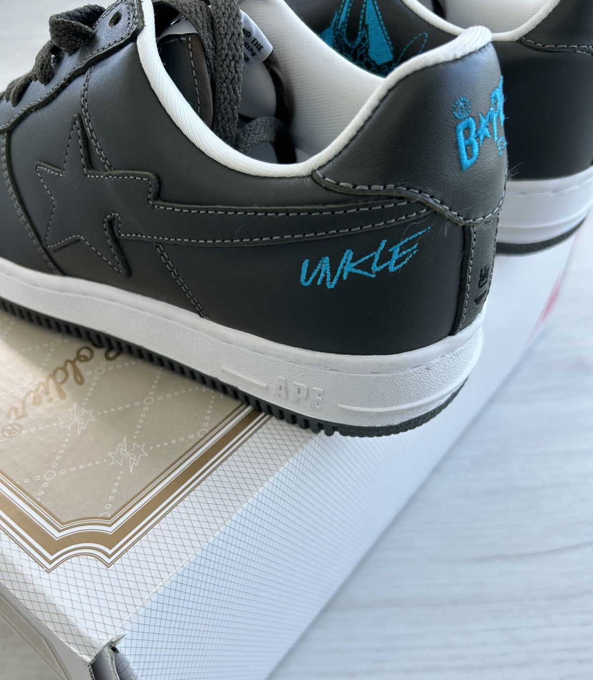 Bape VERY RARE OG 2003 A BATHING APE X UNKLE 1 OF 100 BAPESTA Size US 10 / EU 43 - 3 Thumbnail