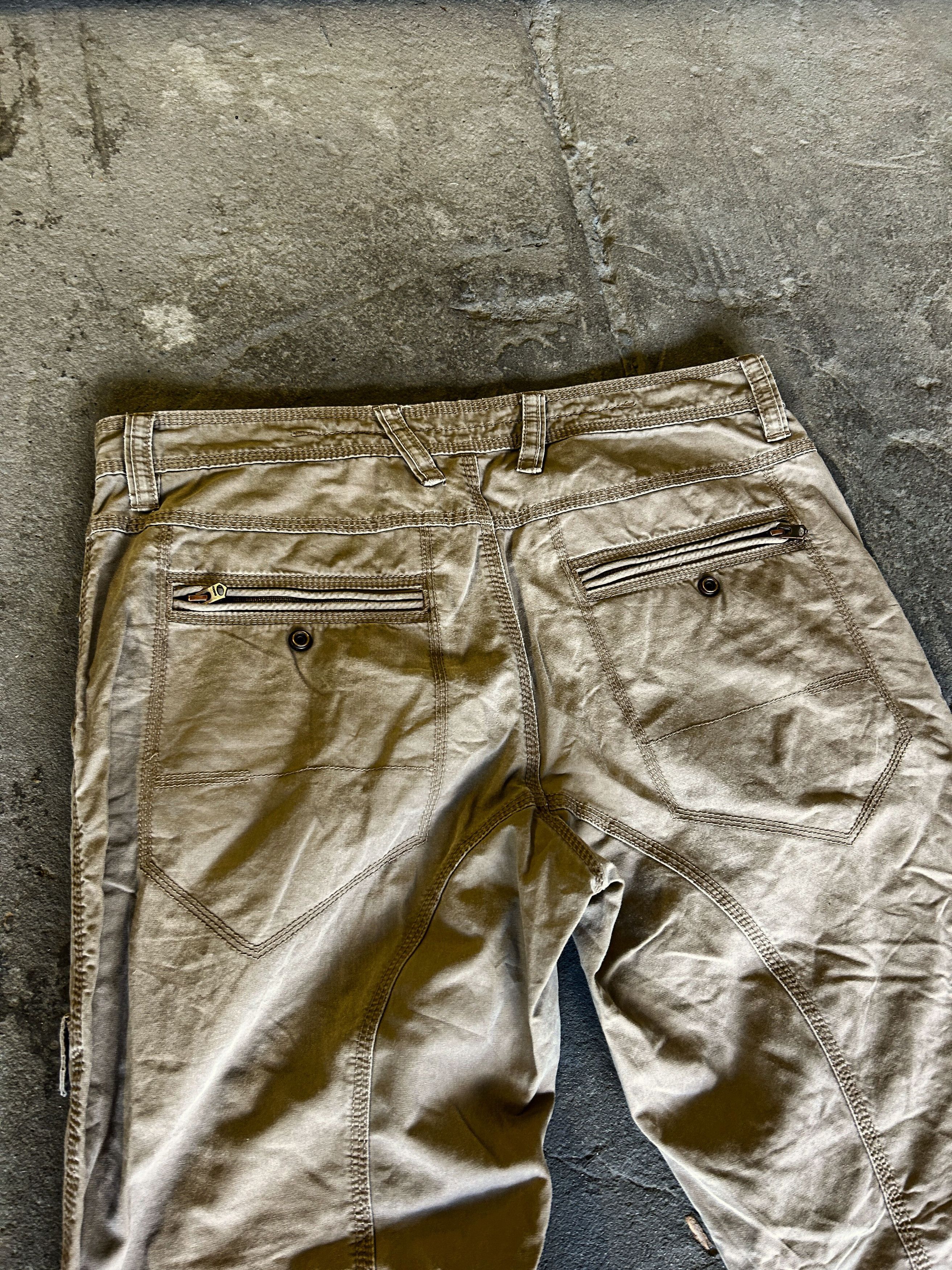 Vintage Y2K Utility Cargo Pants Beige Multi Pocket Wide Leg Workwear Size US 34 / EU 50 - 4 Thumbnail