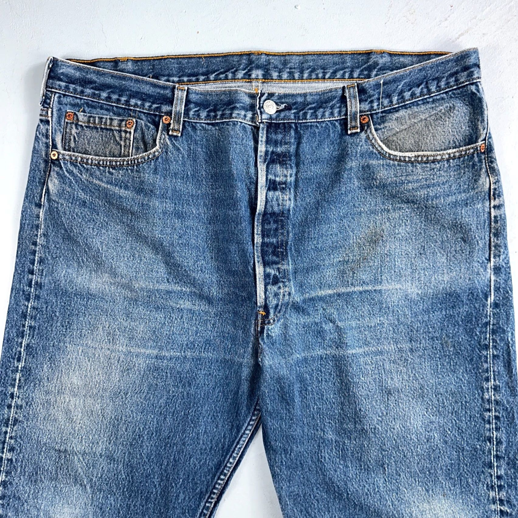 Levi's VINTAGE Levi's 501 Jeans Men's Straight Leg 44x32 Blue 90s USA Classic Denim Mid Rise Size US 44 / EU 60 - 2 Thumbnail