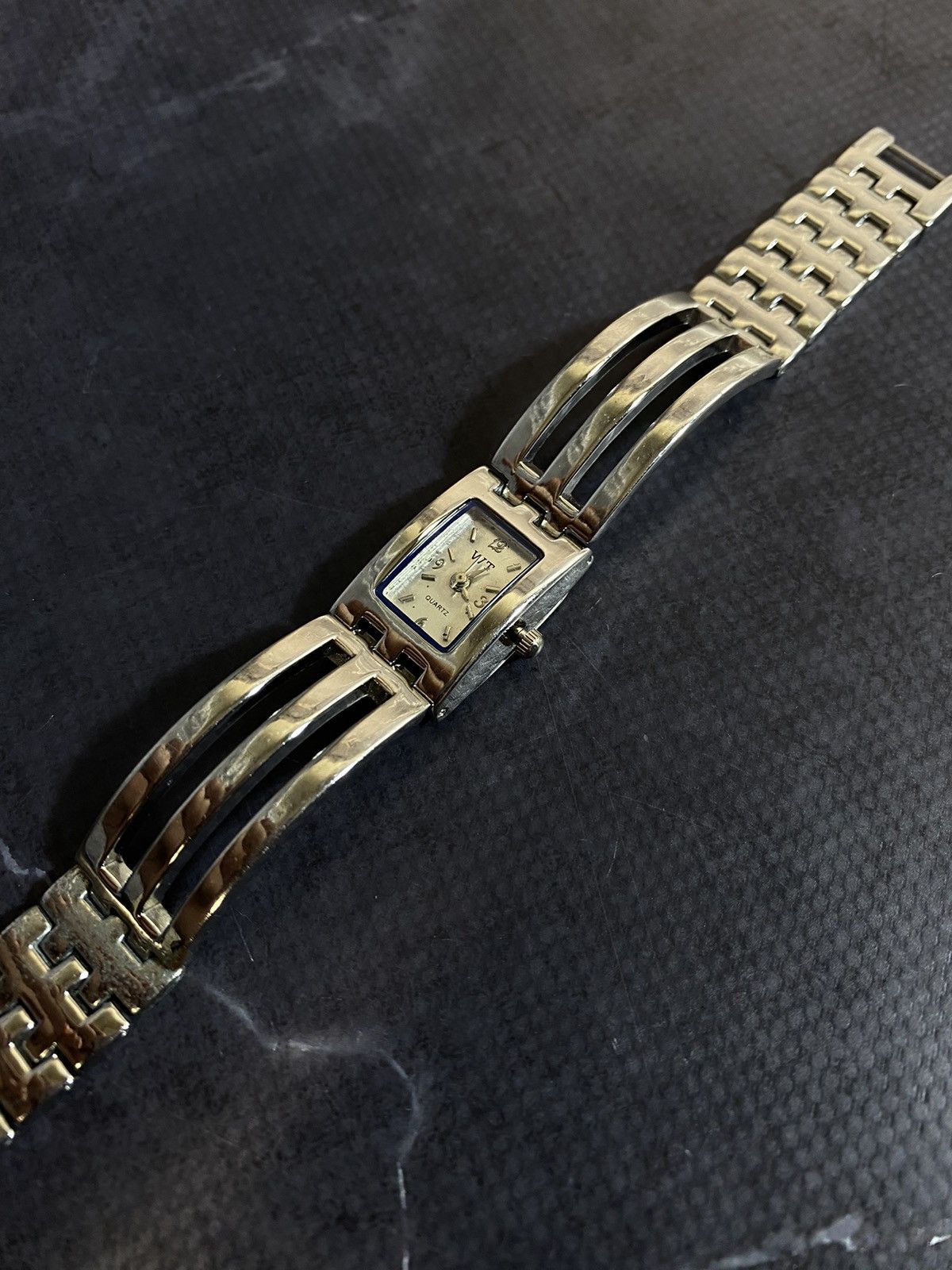Jewelry × Vintage Elegant WIT Quartz Steel Bangle Watch Japanese Brand Size ONE SIZE - 6 Thumbnail