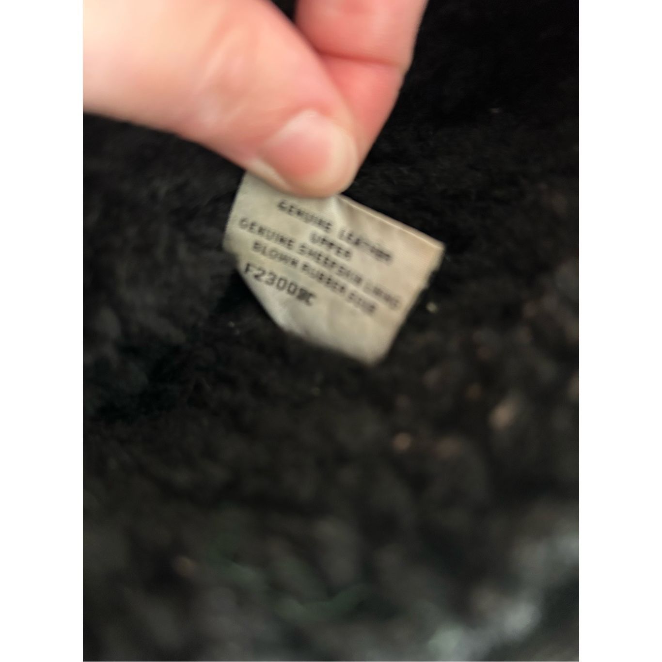 Ugg UGG Australia Classic Short Boots in Black, Winter Shearling Size US 8 / IT 38 - 6 Thumbnail